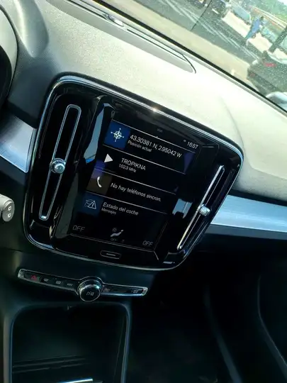 Volvo XC40 2021, foto 9