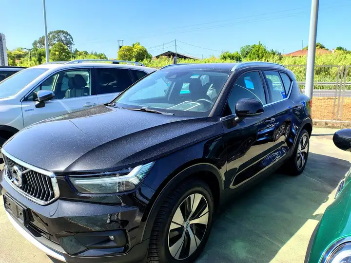 Volvo XC40 2021
