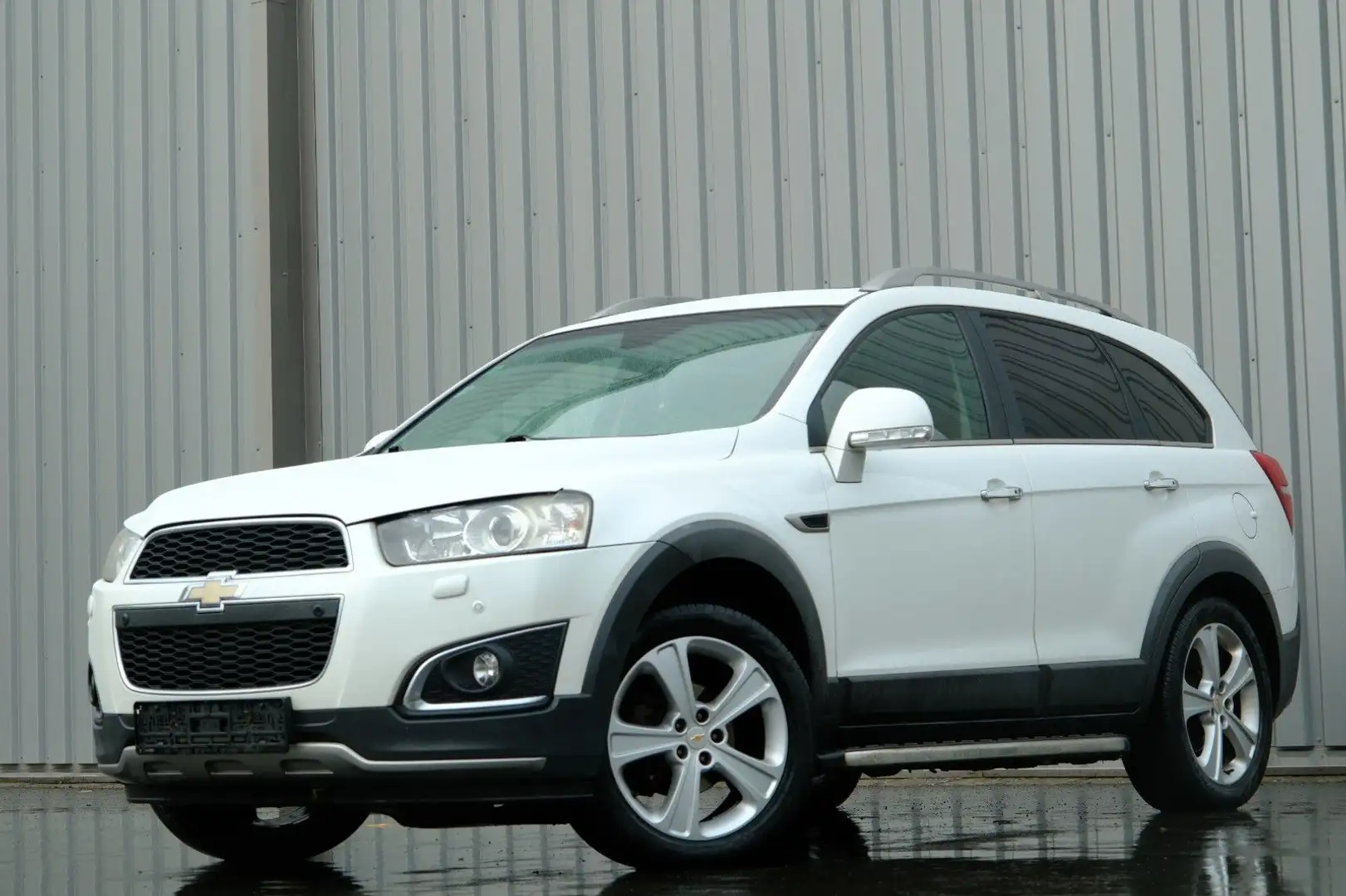 Chevrolet Captiva 2.2 D LTZ 4WD/7Sitzer/Leder/R.Kamera Weiß - 1