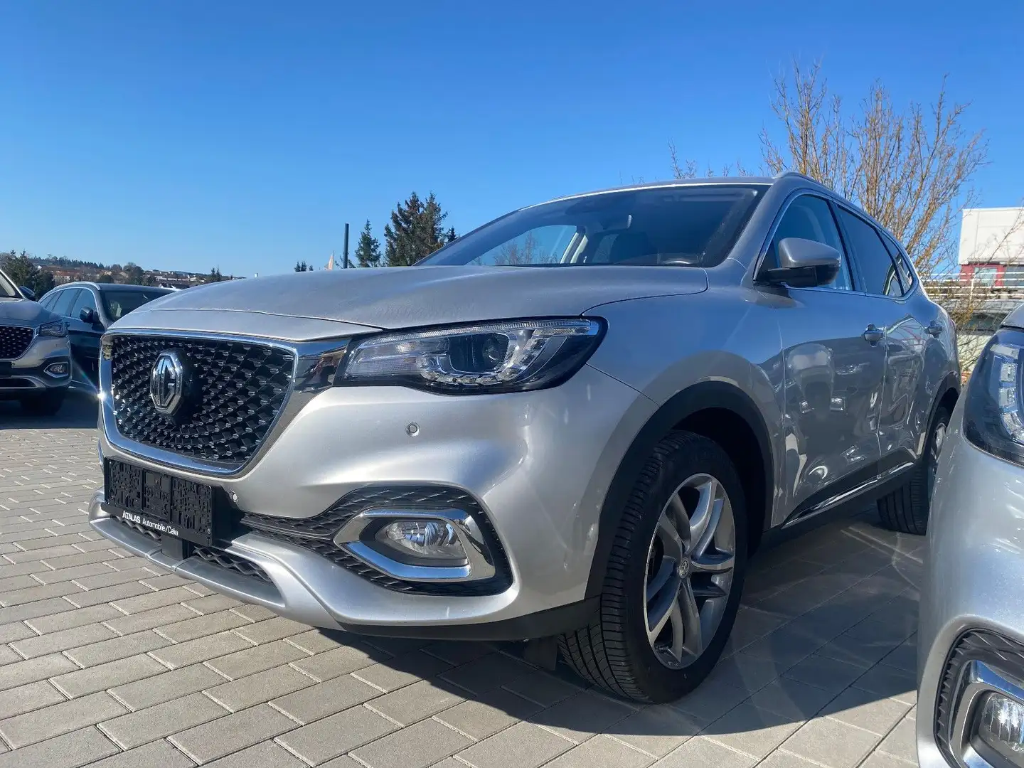 MG EHS PHEV 258ps*erst.3300Km* Argent - 2