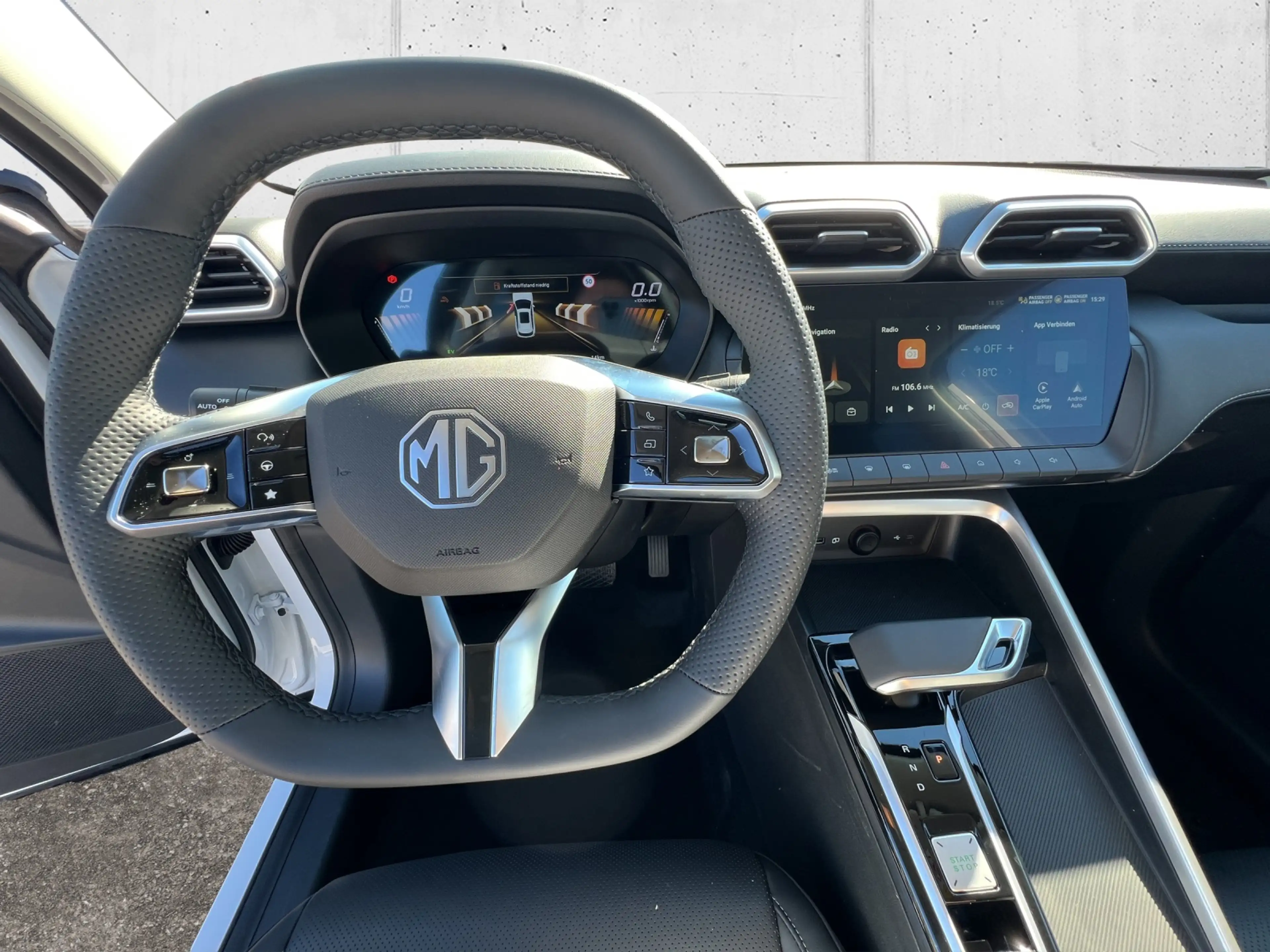MG ZS Hybrid+ Luxury FWD 5tg. - PANORAMADACH — photo 5