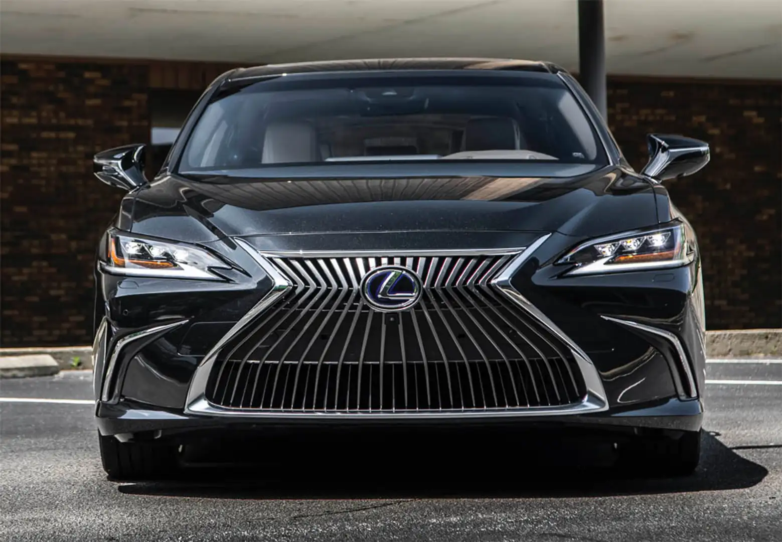 Lexus ES 300 300h Luxury - 2