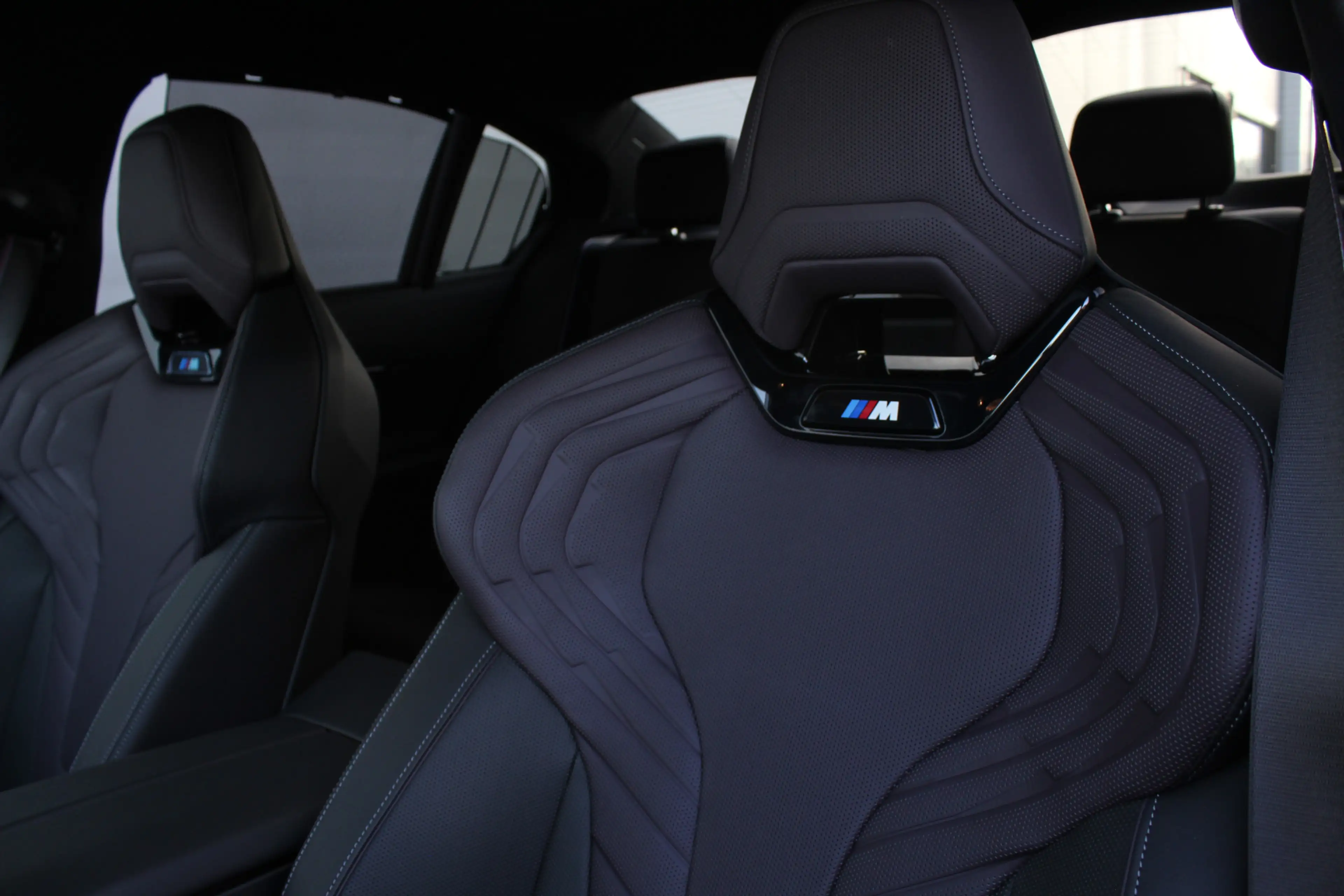BMW 530 5 Serie 530e M Sport Automaat / Panoramadak / M Mu — photo 13