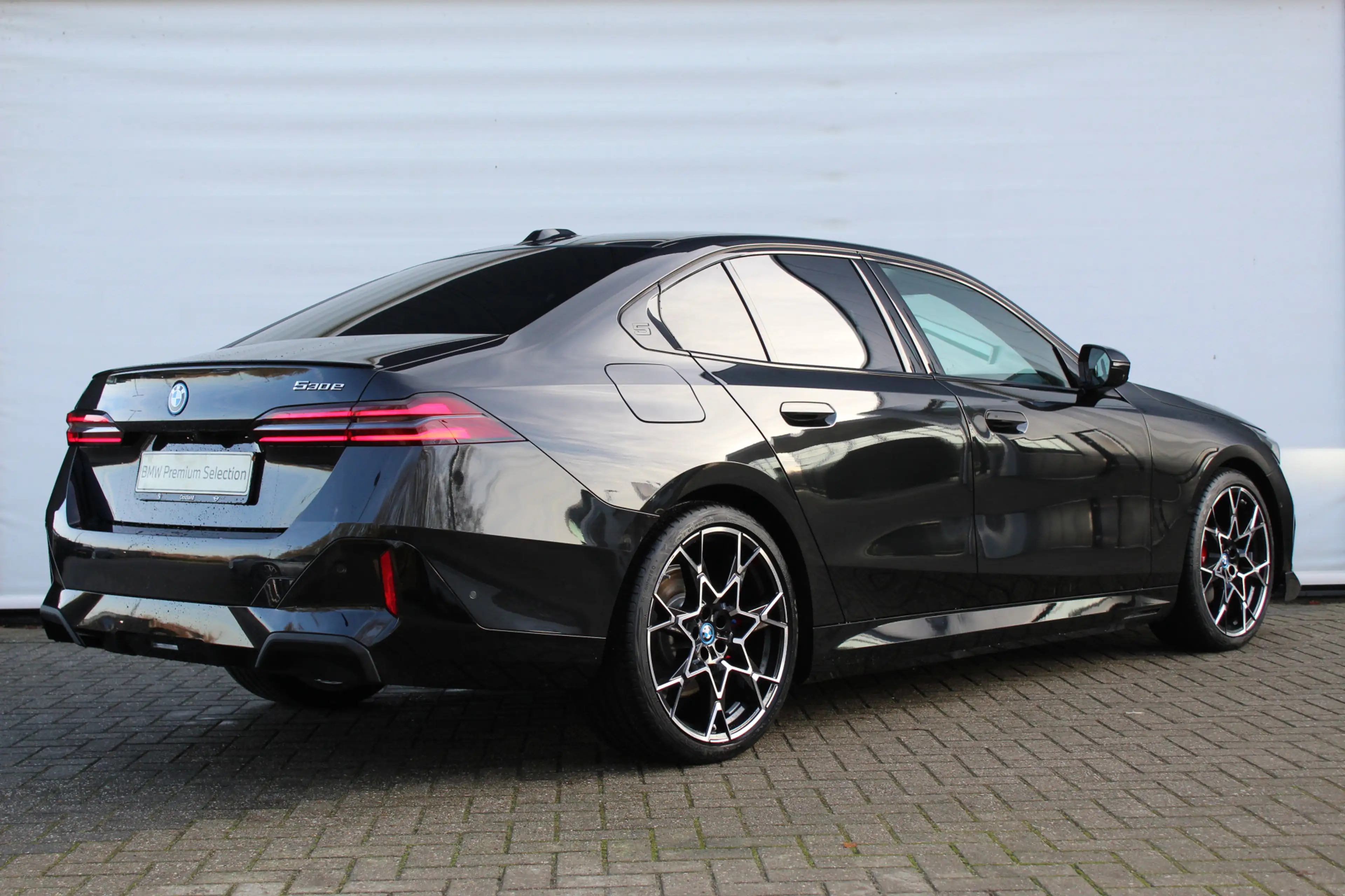BMW 530 5 Serie 530e M Sport Automaat / Panoramadak / M Mu — photo 6