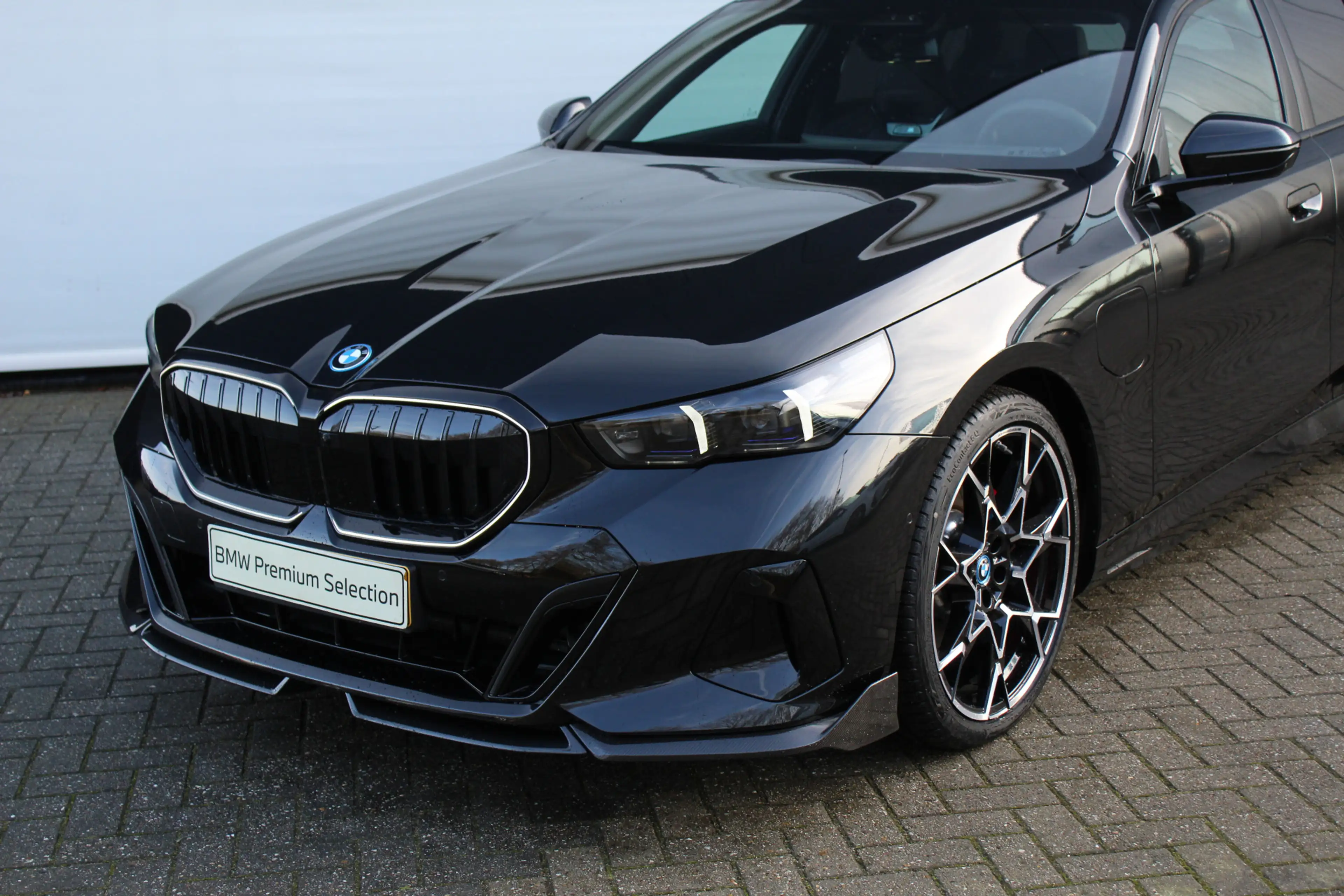 BMW 530 5 Serie 530e M Sport Automaat / Panoramadak / M Mu — photo 4
