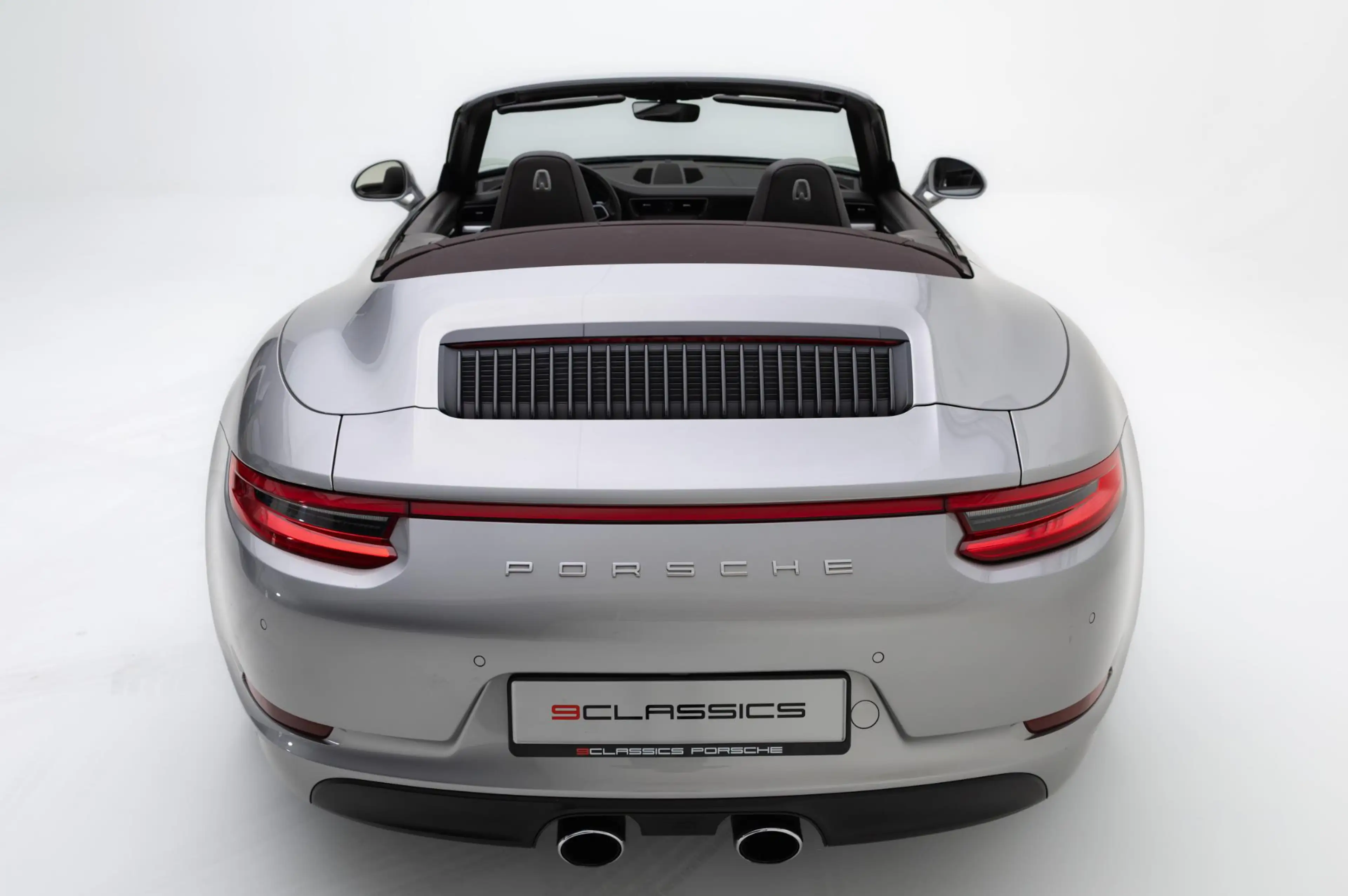 Porsche 991 Cabrio 3.0 Carrera 4 — photo 4