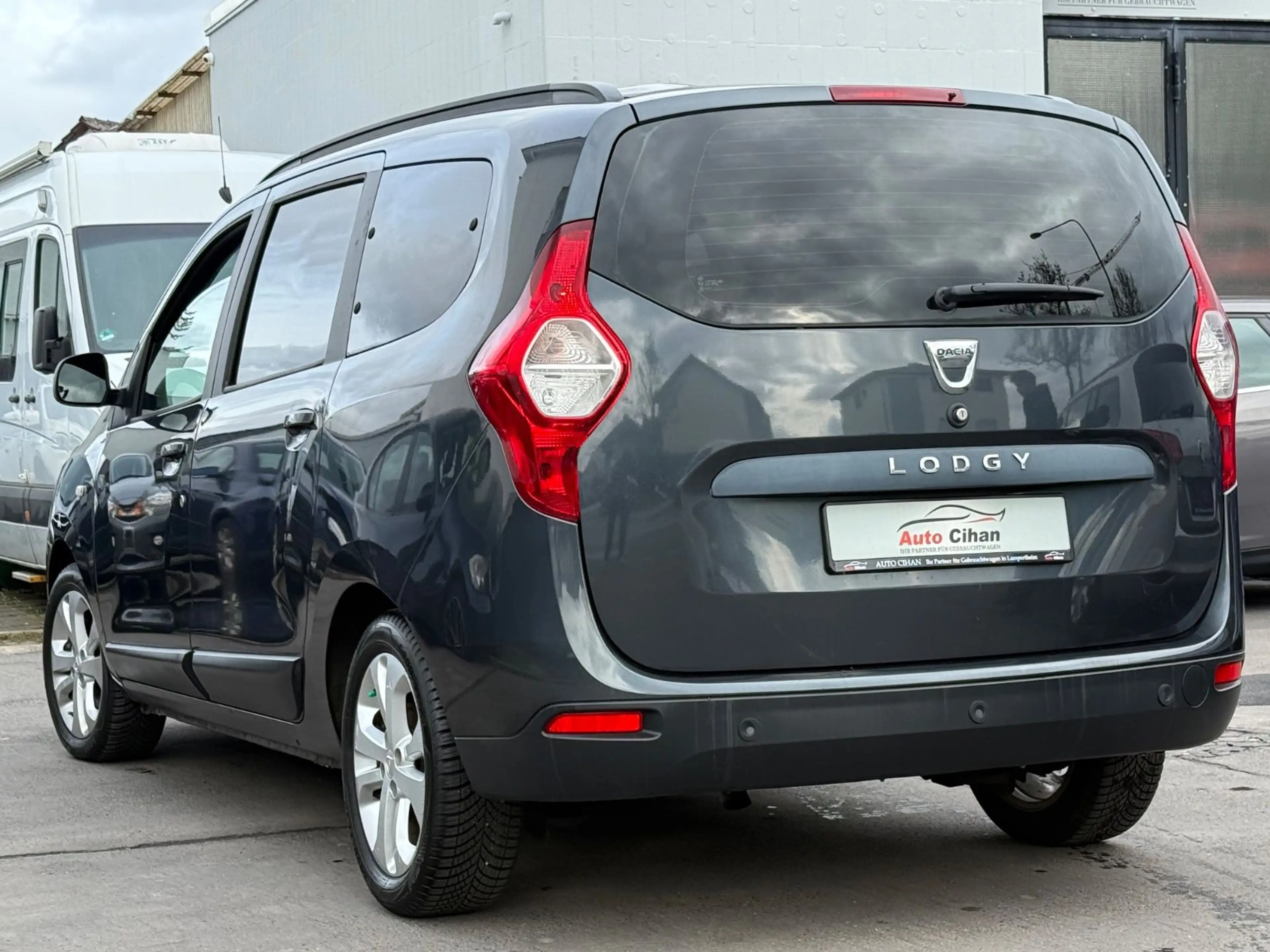 Dacia Lodgy dCi 110 eco2 Prestige 7-SITZE! 1.HAND! TOP — photo 12