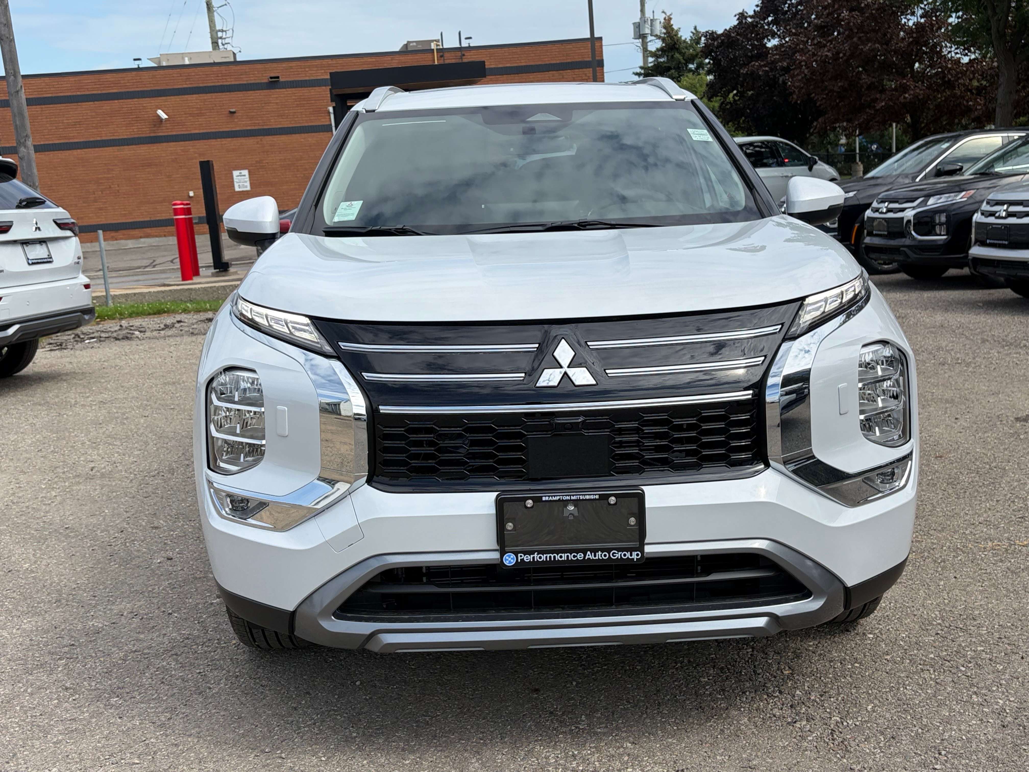 2026 Mitsubishi Outlander PHEV