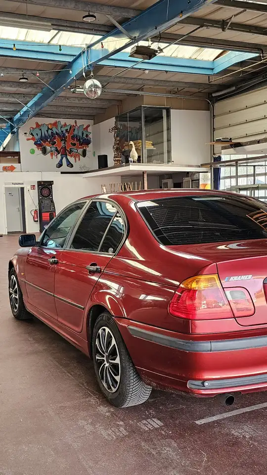 BMW 318i, foto 7