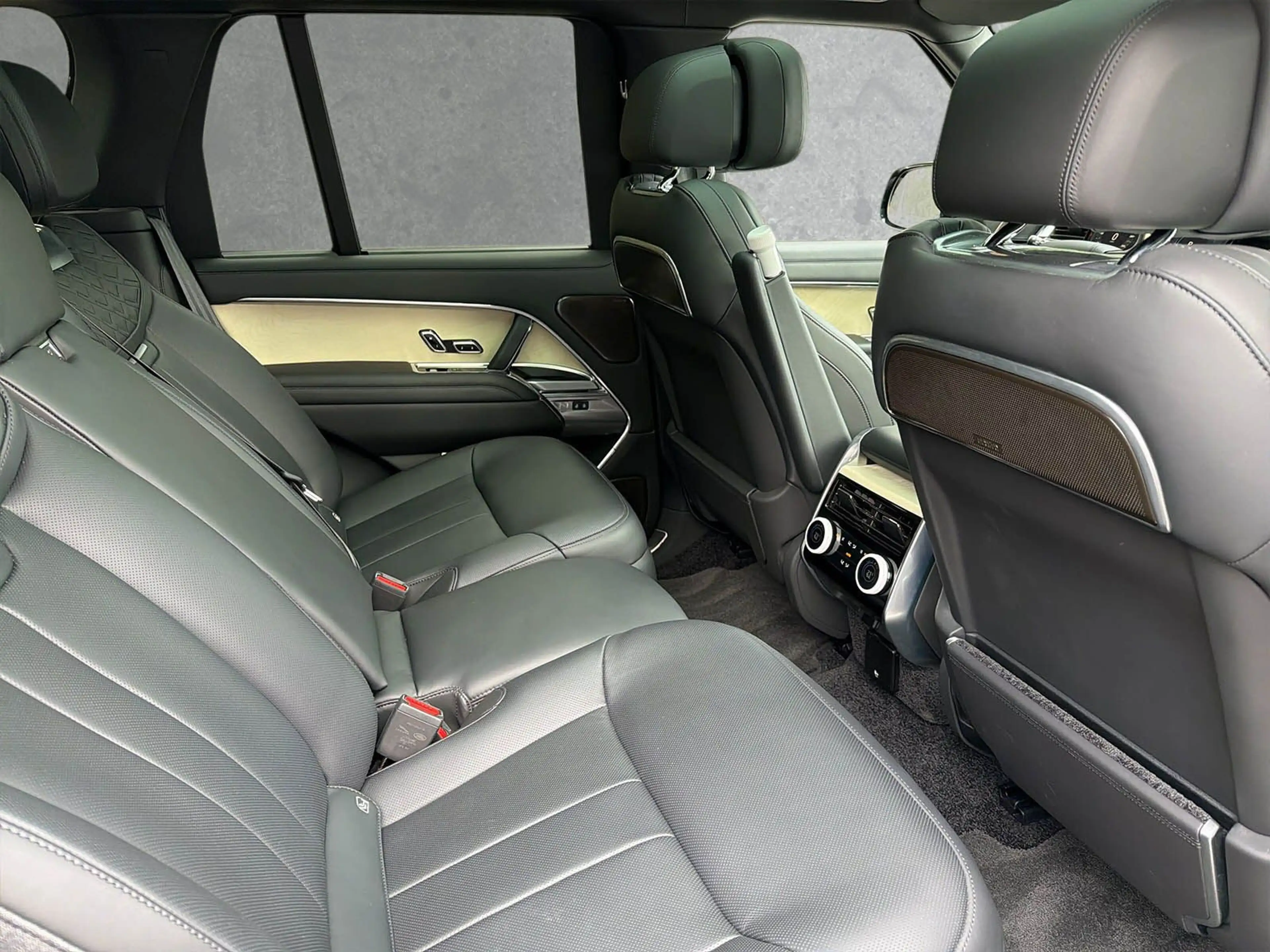 Land Rover Range Rover Land Rover Range Rover P550e SV / Bu — photo 5