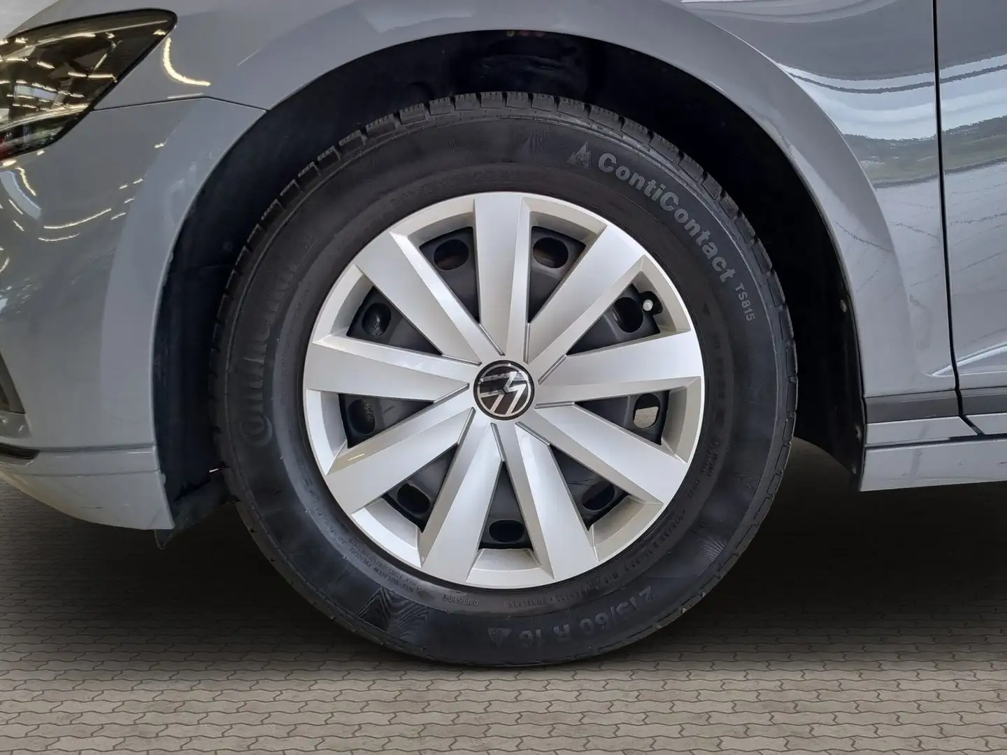 Volkswagen Passat Variant 1.5 TSI Conceptline Klima Telefon Grau - 2