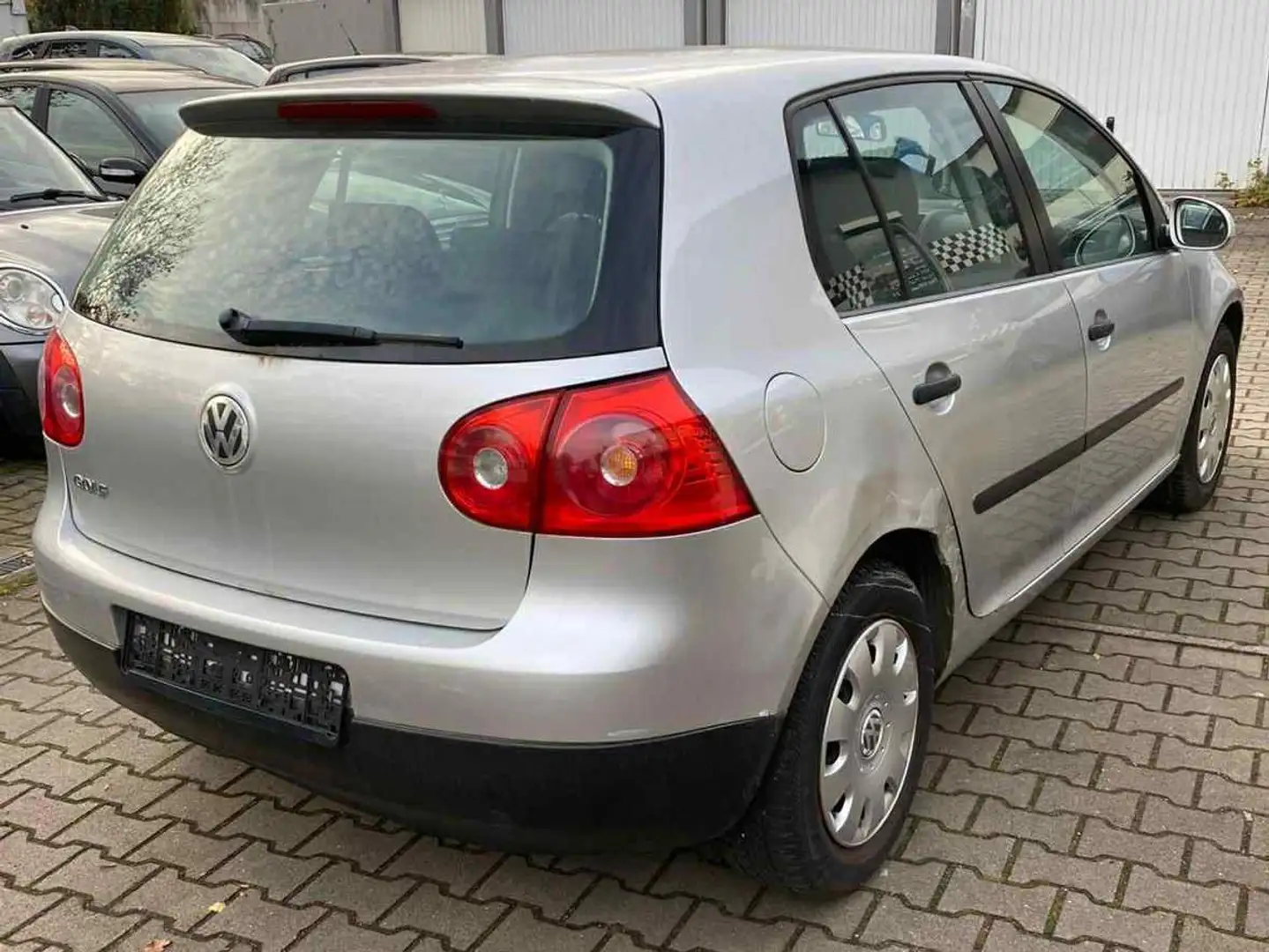 Volkswagen Golf Trendline Grau - 2