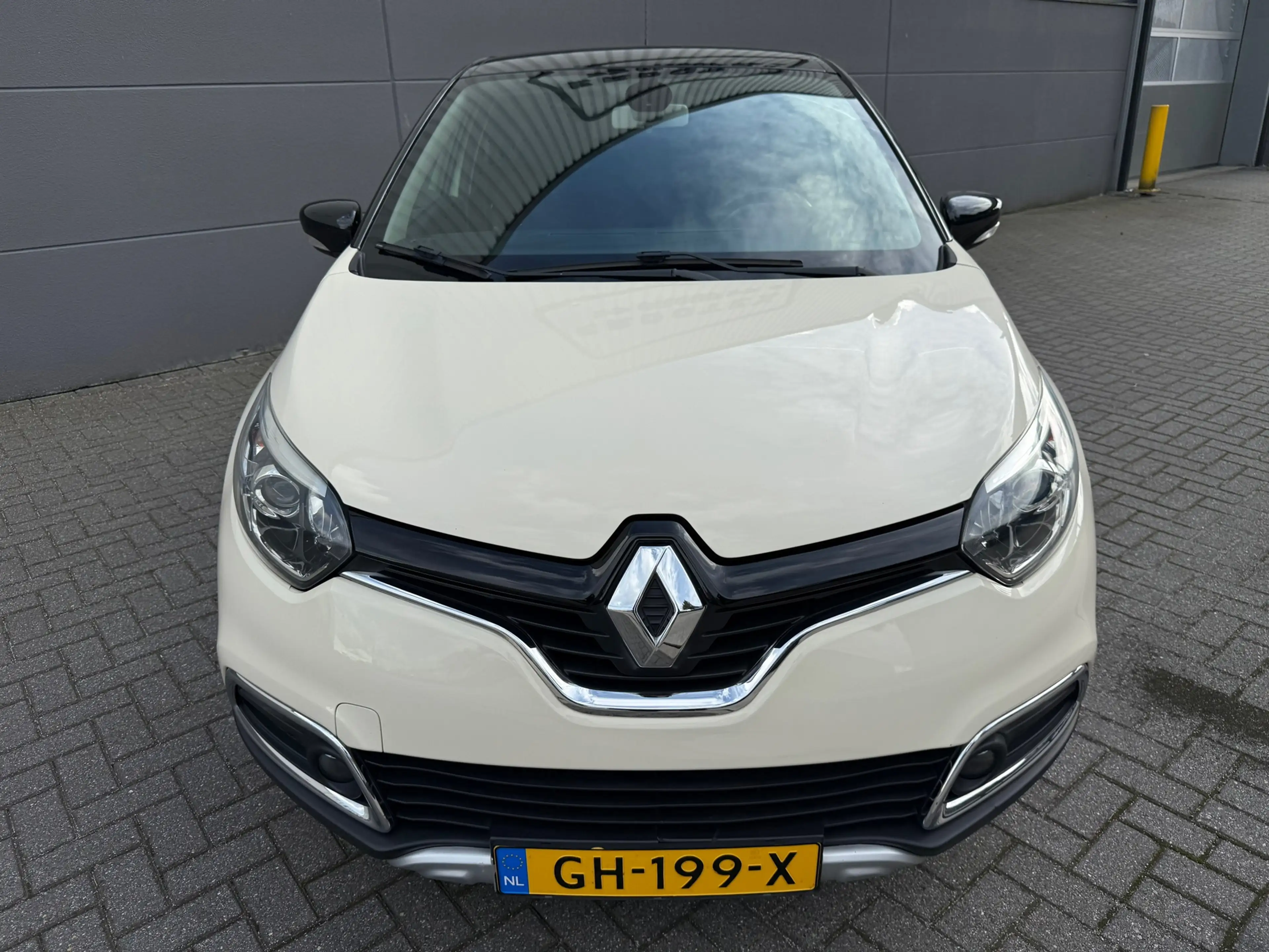 Renault Captur 1.2 TCe Helly Hansen*Automaat*AIRCO*APK*CRUISE*NAV — photo 2