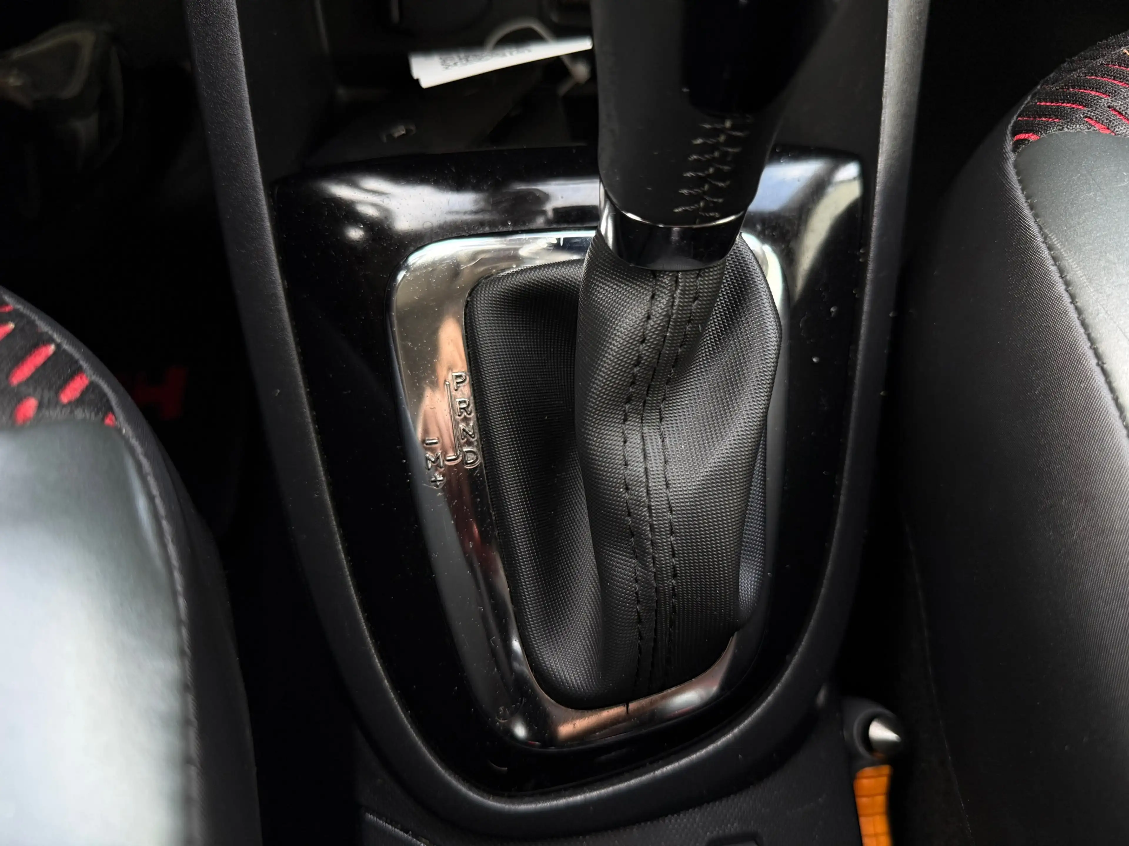 Renault Captur 1.2 TCe Helly Hansen*Automaat*AIRCO*APK*CRUISE*NAV — photo 12