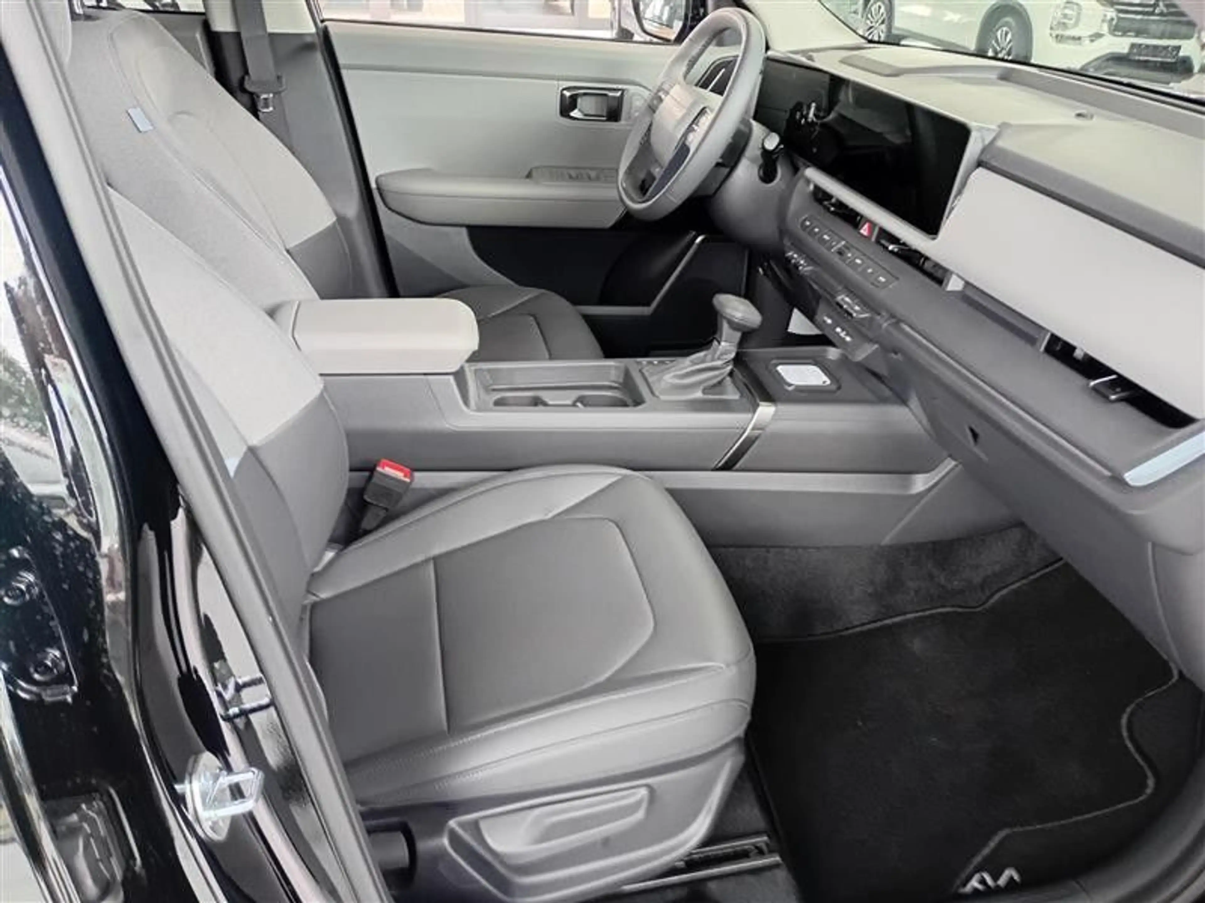 Kia Seltos SELTOS 1.6T 180 DCT VISION SD+NAV+DS — photo 9