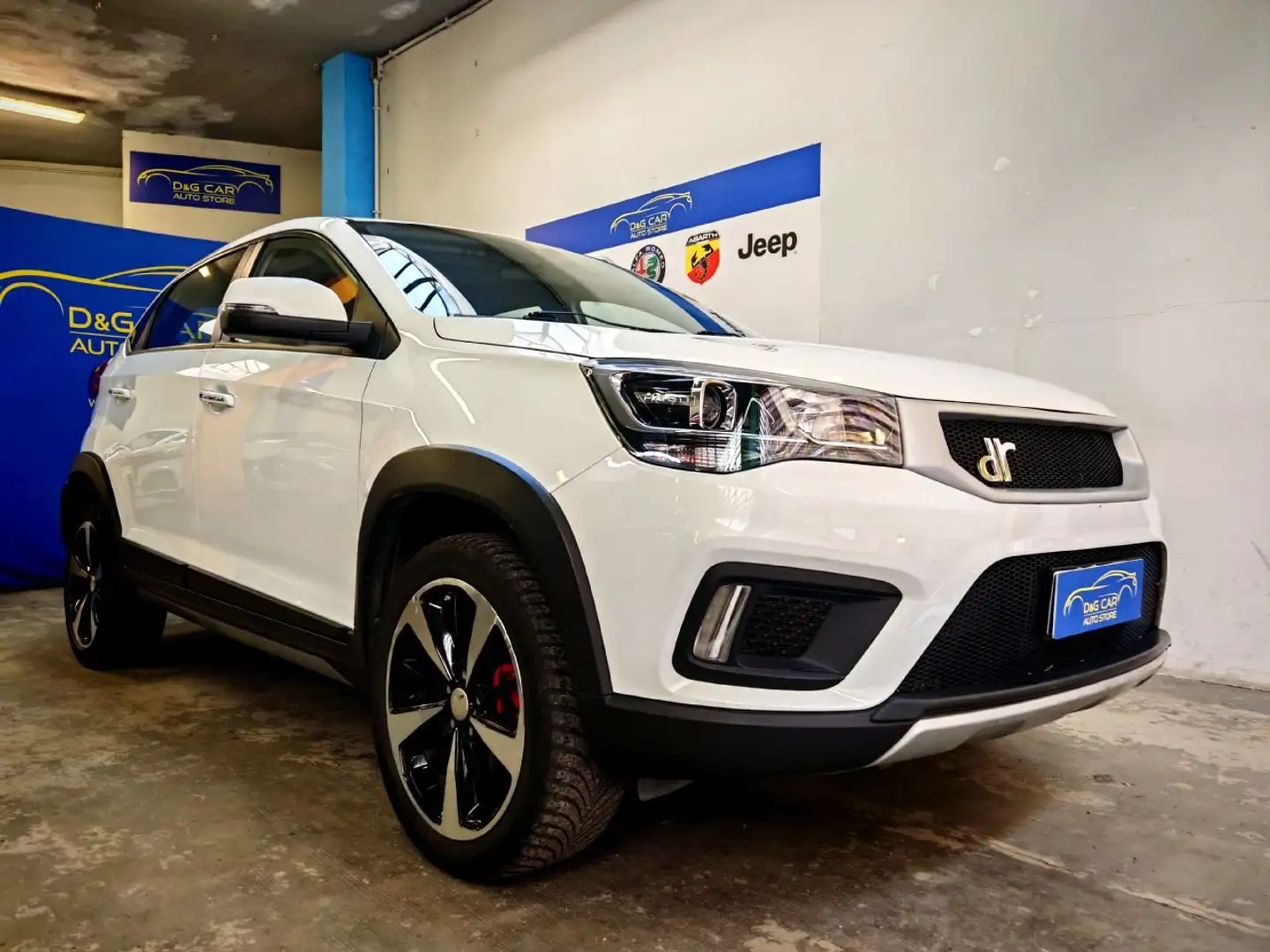 DR Automobiles DR3 DR Automobiles Dr3 1.5 Gpl 106cv Weiß - 1