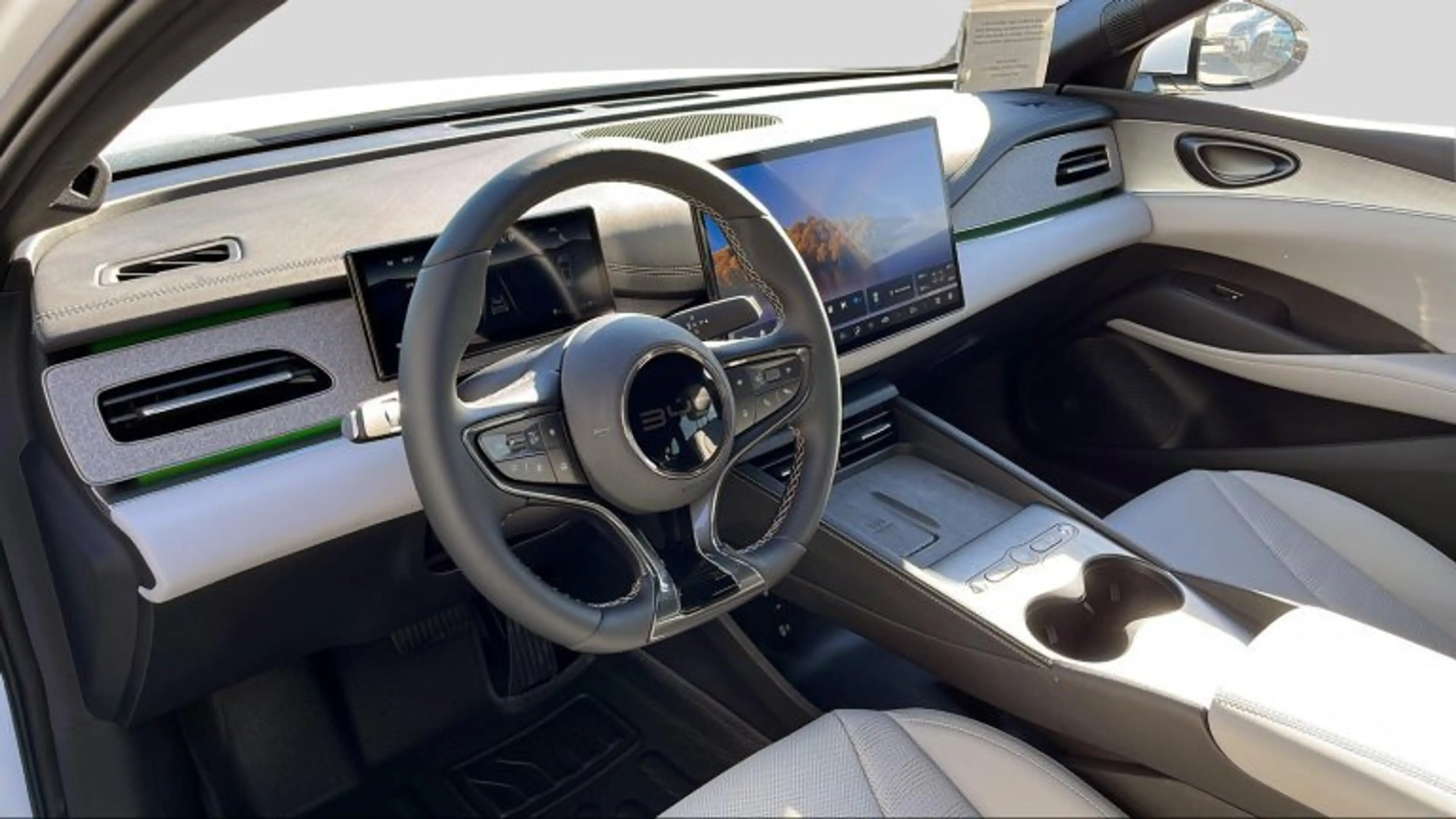 BYD Seal 6 DM-i Touring Comfort — photo 3