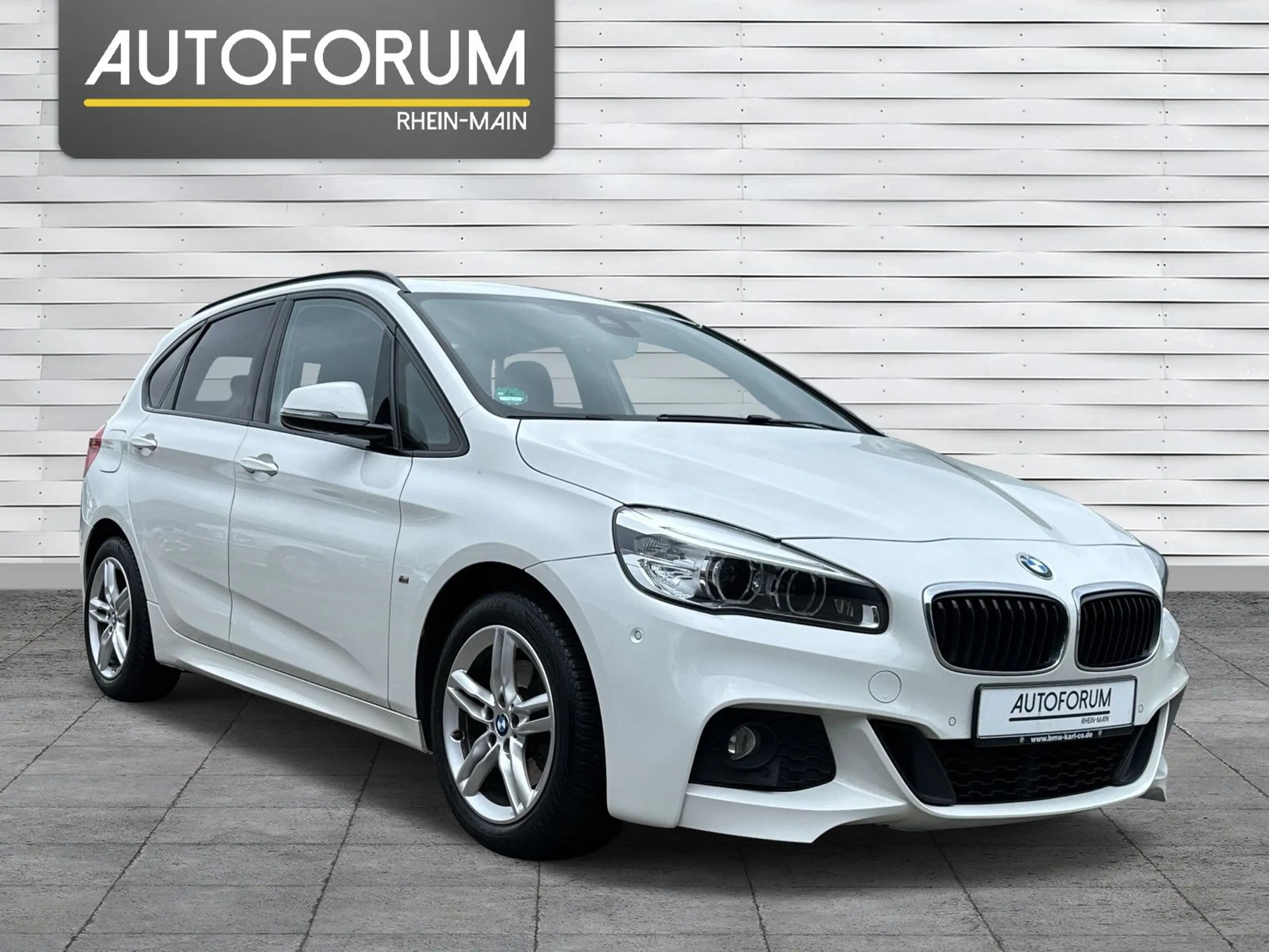 BMW 220 d AUTOMATIK,M-SPORT,NAVI,PANO,LED,PDC,SHZ,TP