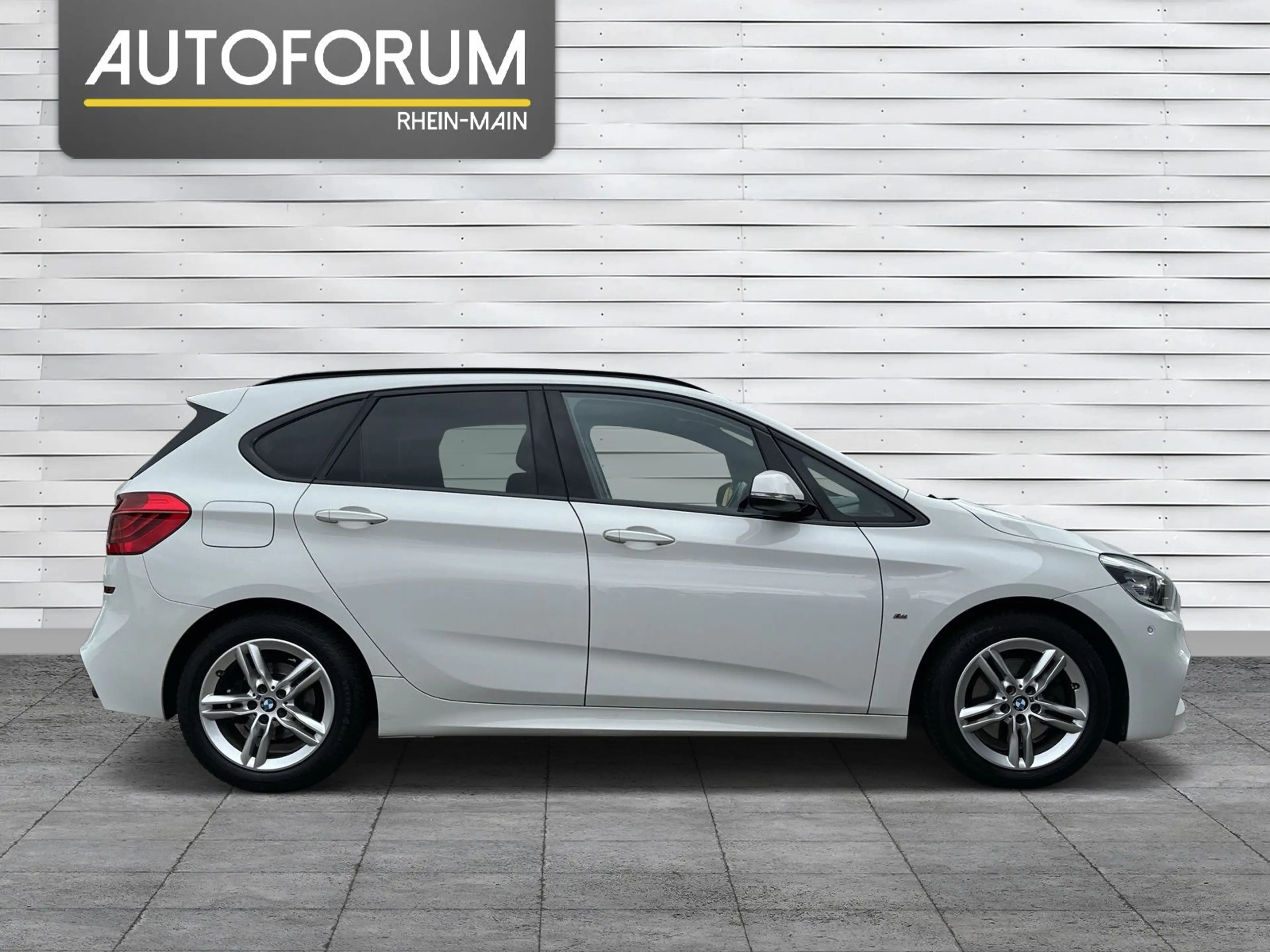 BMW 220 d AUTOMATIK,M-SPORT,NAVI,PANO,LED,PDC,SHZ,TP — photo 5