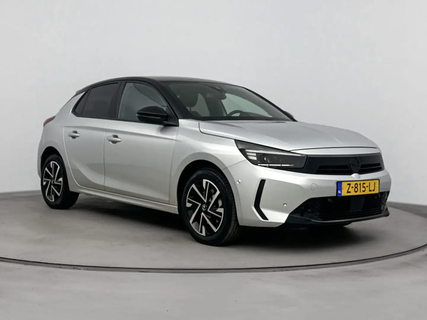 Opel Corsa 1.2 Turbo GS | Navigatie | Lichtmetalen velgen | A Grijs - 2