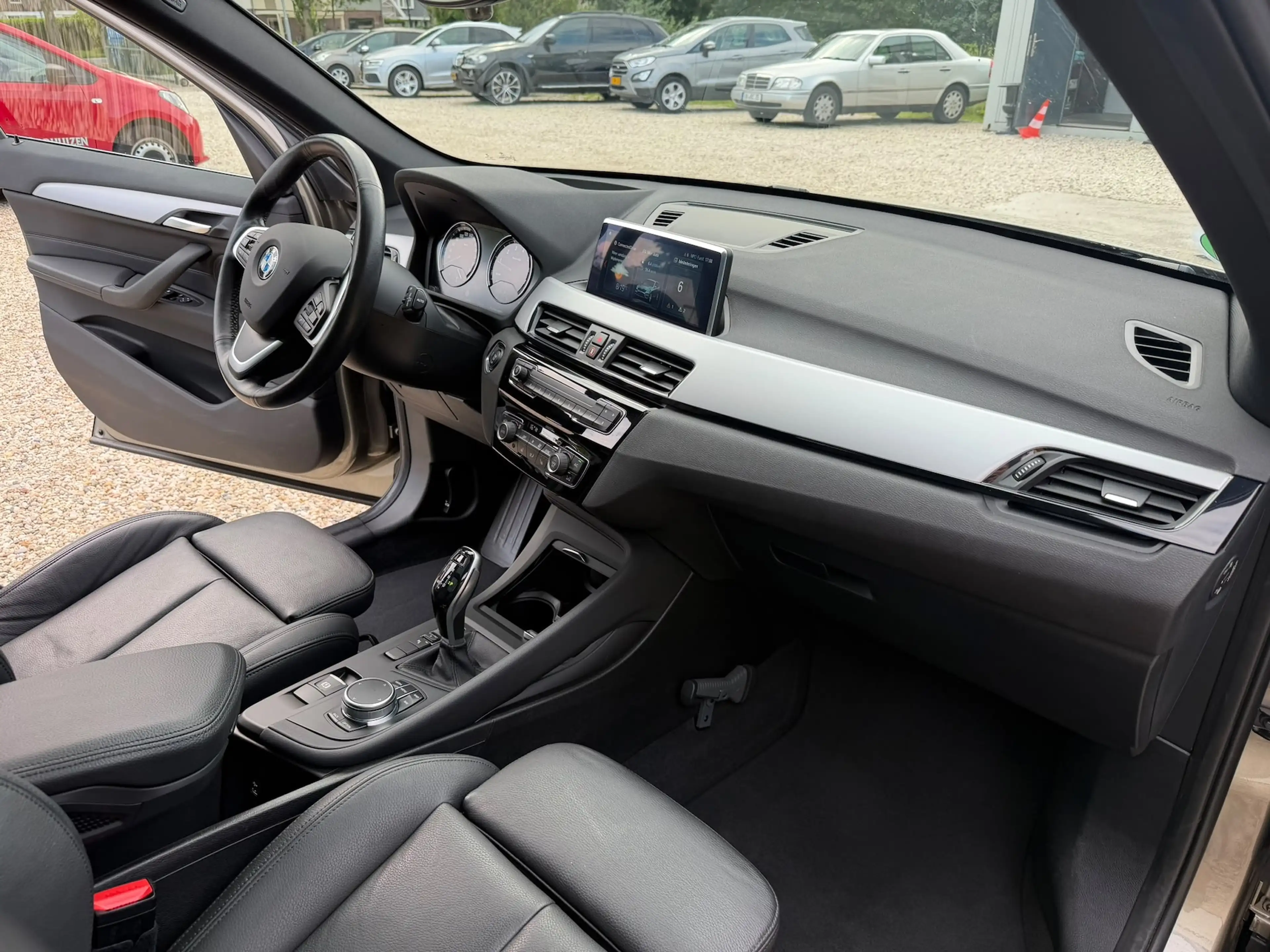 BMW X1 (f48) sDrive20i 192hp AUT |Leather|Pano|Camera|Nav — photo 10