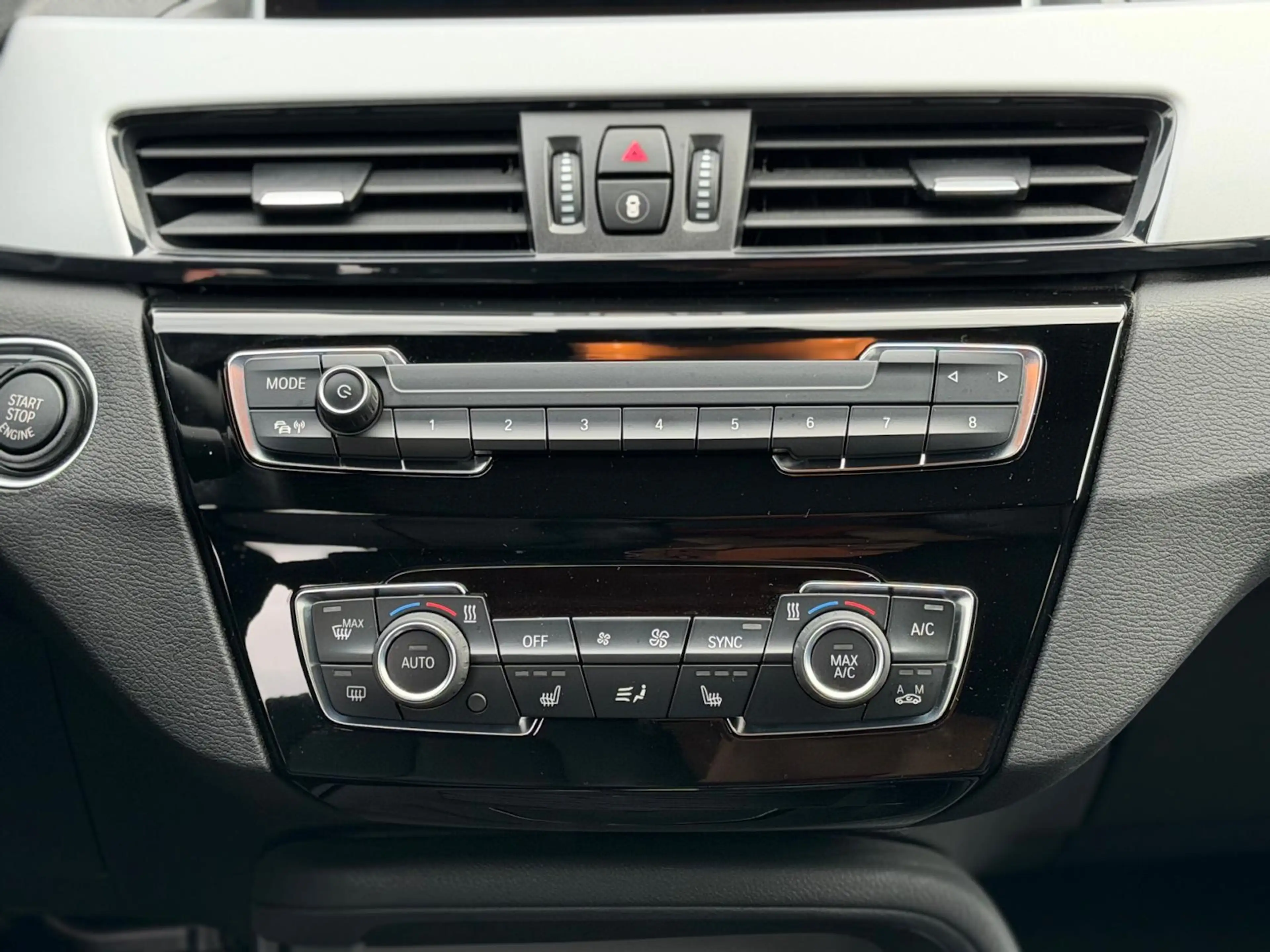 BMW X1 (f48) sDrive20i 192hp AUT |Leather|Pano|Camera|Nav — photo 29