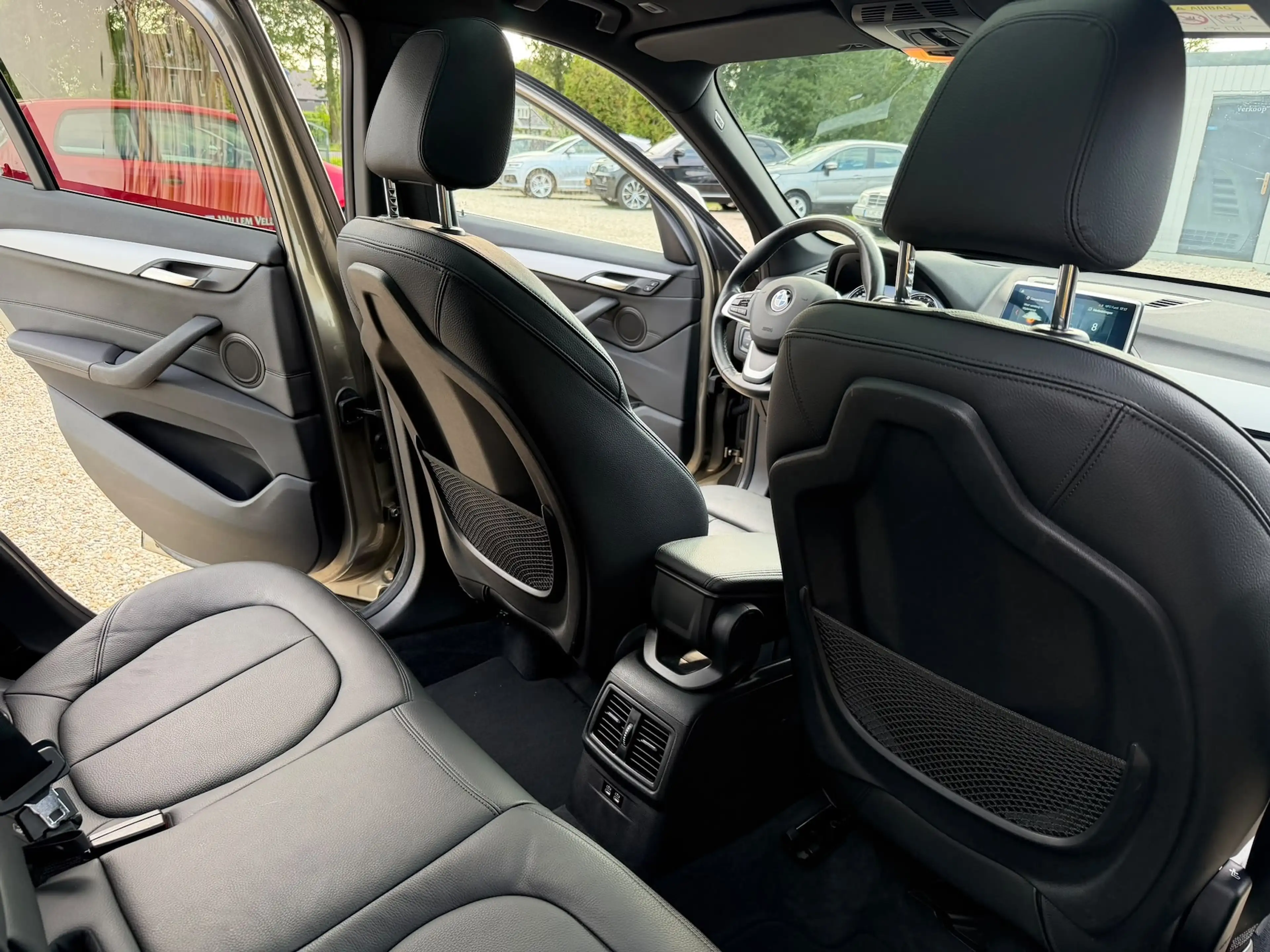 BMW X1 (f48) sDrive20i 192hp AUT |Leather|Pano|Camera|Nav — photo 11