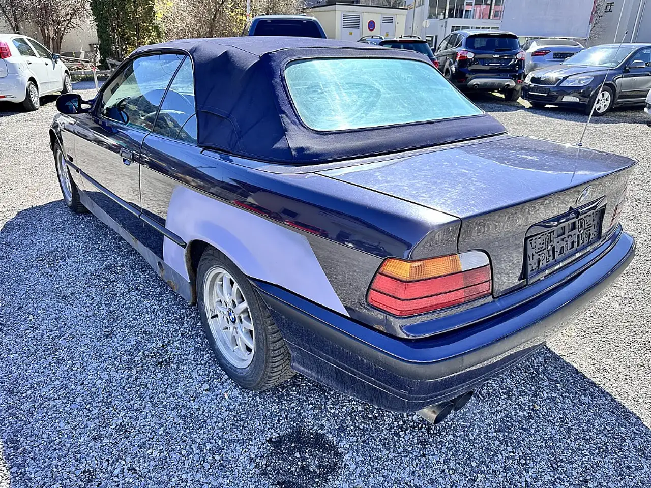 BMW 318 i Cabrio, foto 4