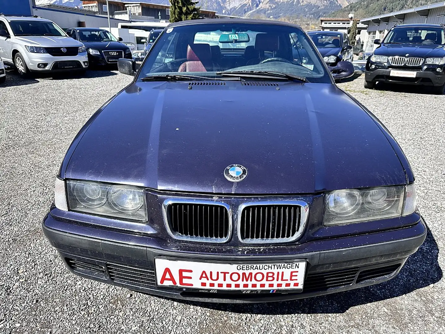 BMW 318 i Cabrio Blau - 2
