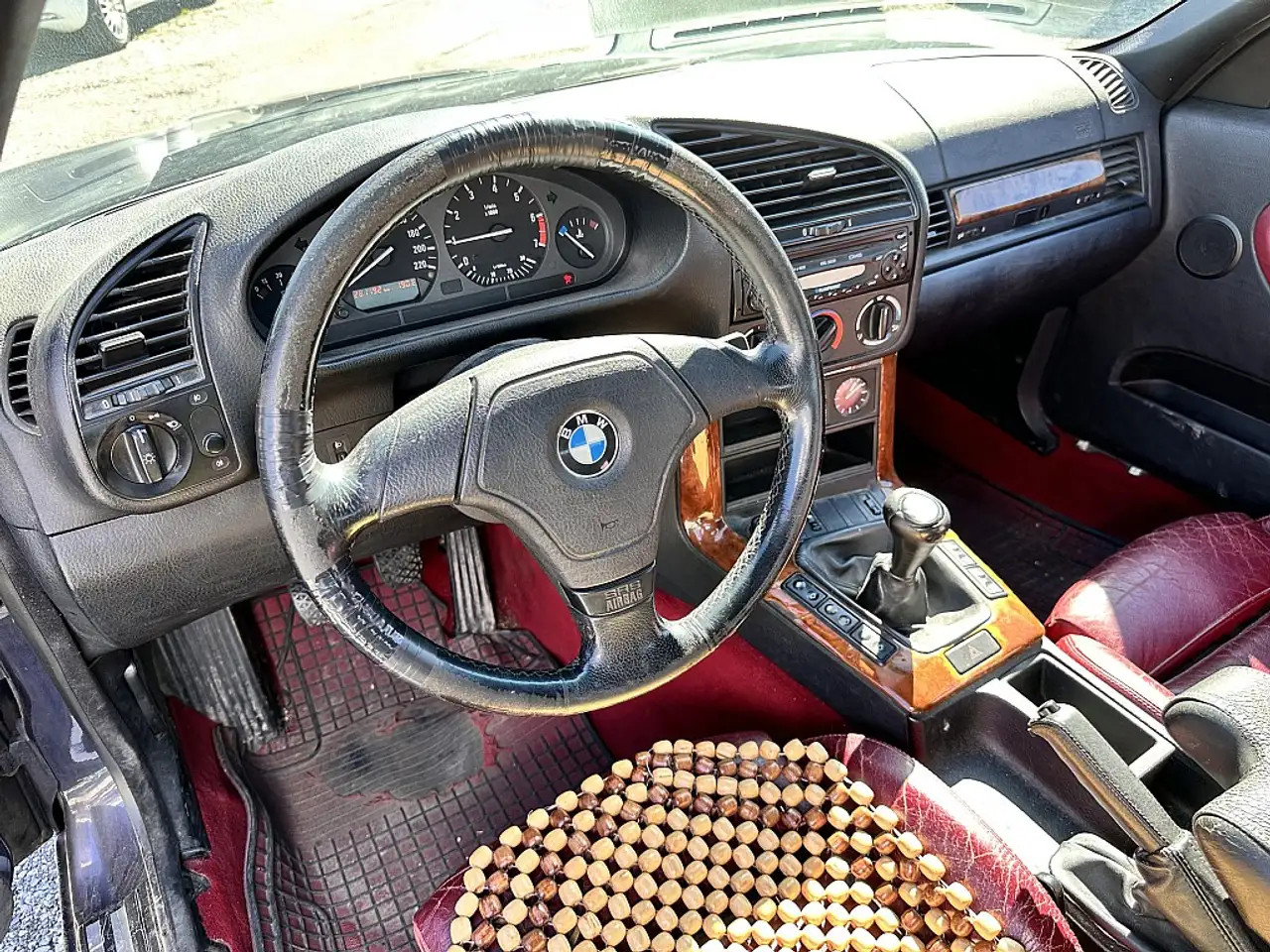 BMW 318 i Cabrio, foto 9