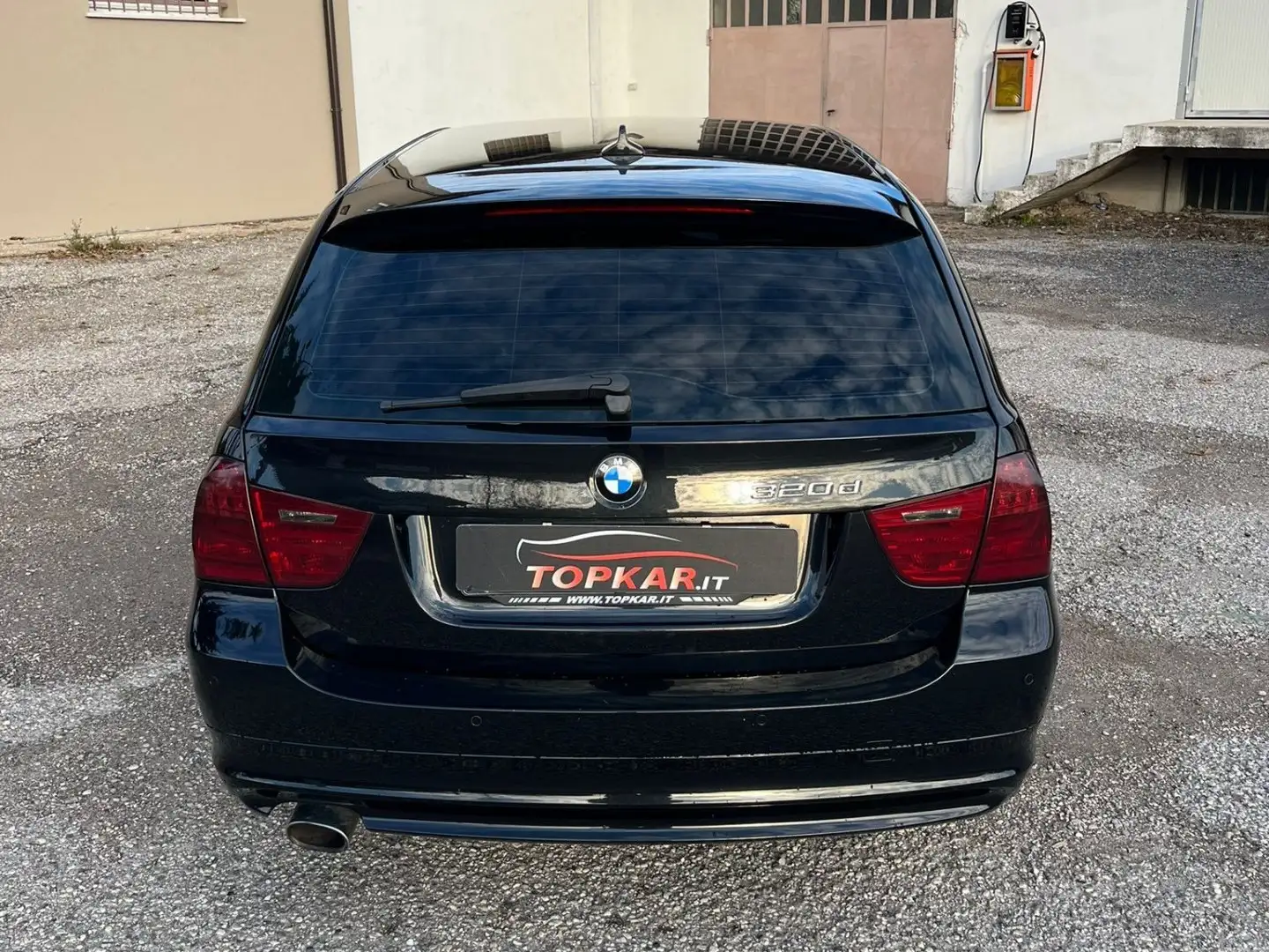 BMW 320 320d xdrive 4x4 Noir - 2