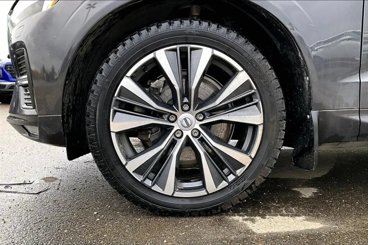 Volvo XC60 снимка Volvo XC60