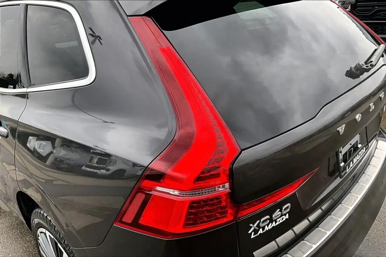 Volvo XC60 снимка Volvo XC60