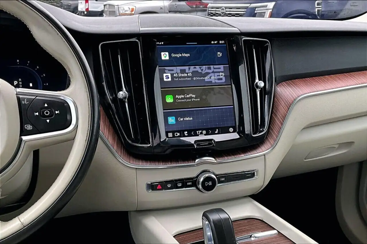 Volvo XC60 снимка Volvo XC60
