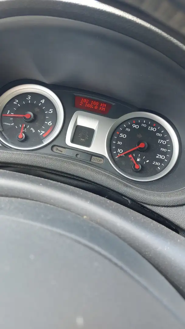 Renault Clio Clio 1.2 16V Grandtour Dynamique Rot - 2