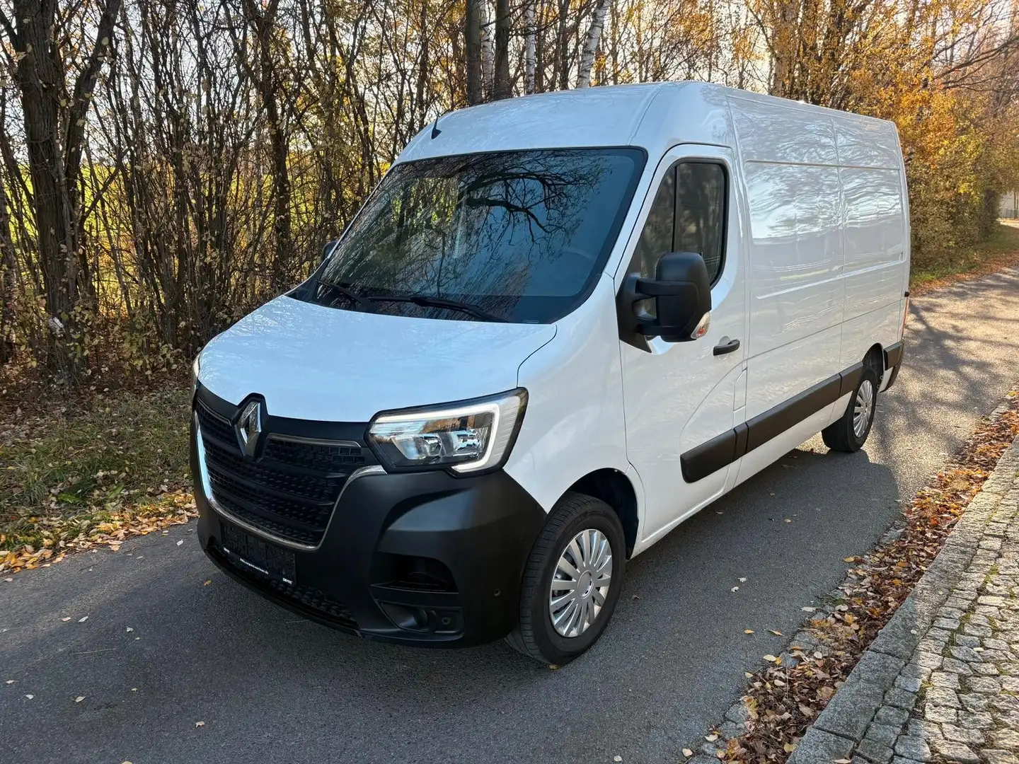Renault Master III L2H2  3,5t  Klima Tempomat Weiß - 1