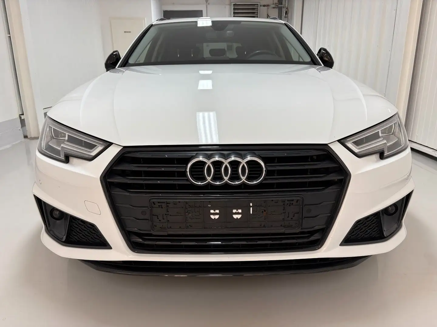 Audi A4 Avant 40 TFSI S-Line Sport/LED/Navi/AHK Blanc - 2