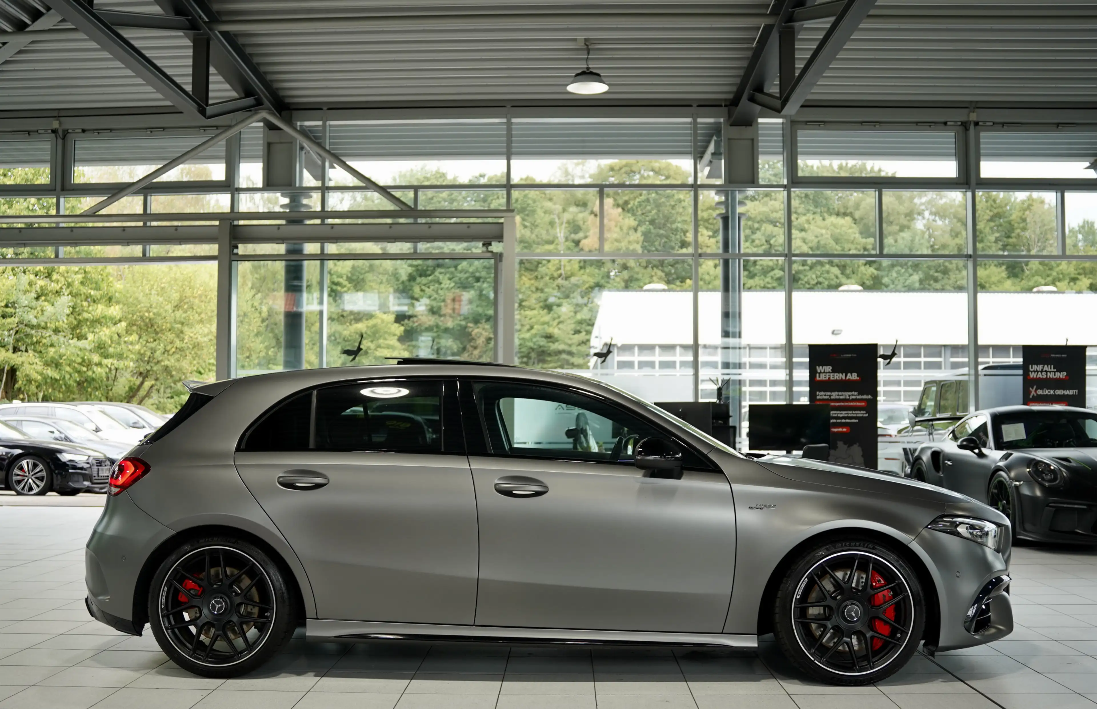Mercedes-Benz A 45 AMG S 4M *2.H *19 *Schale *Perf-AGA *Pano — photo 6