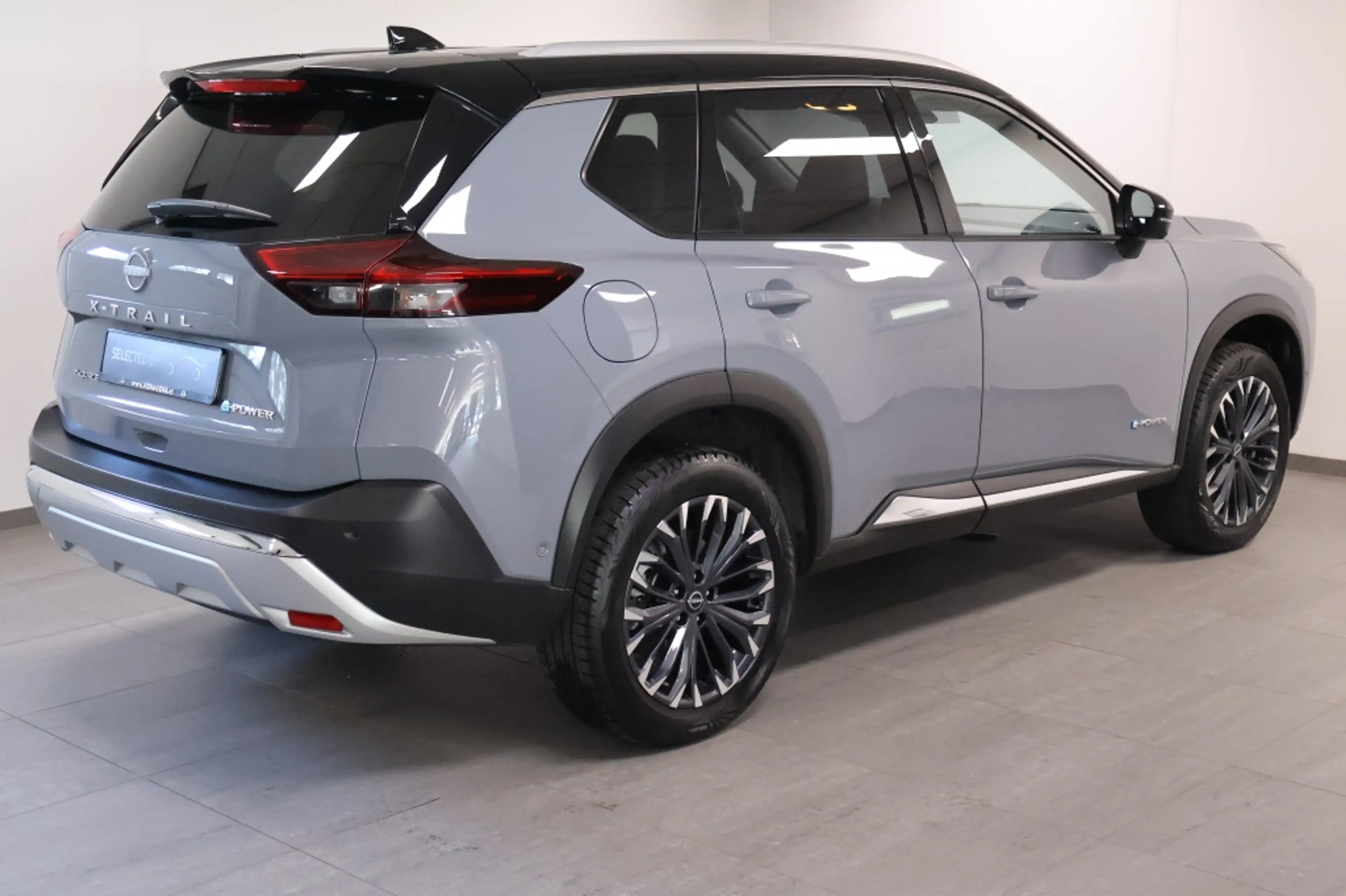 Nissan X-Trail 1.5 e-4ORCE Tekna 4WD | Two-Tone — photo 3