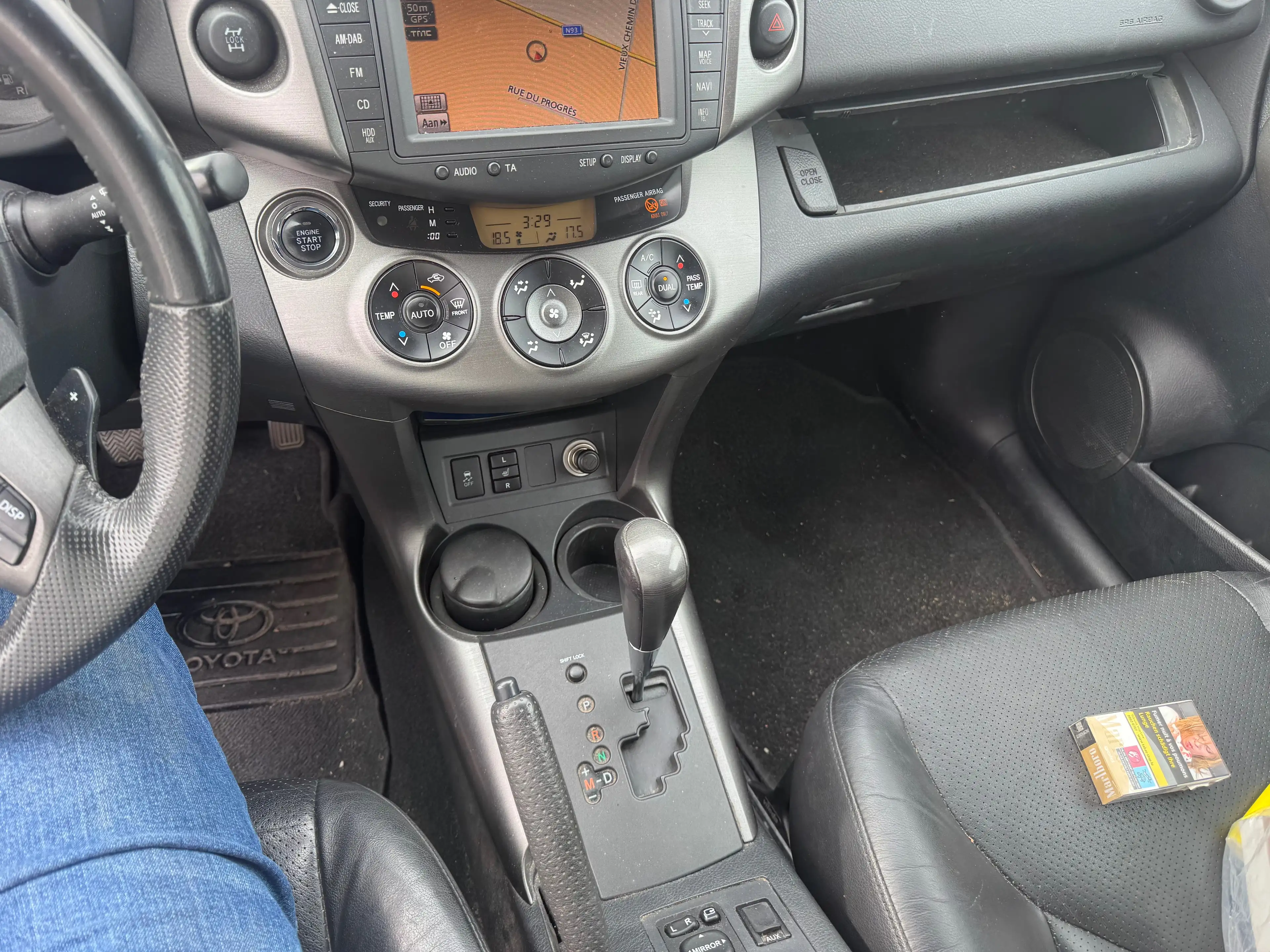 Toyota RAV4 Rav4 2.2 D-4D D-CAT 4x4 VIP — photo 14