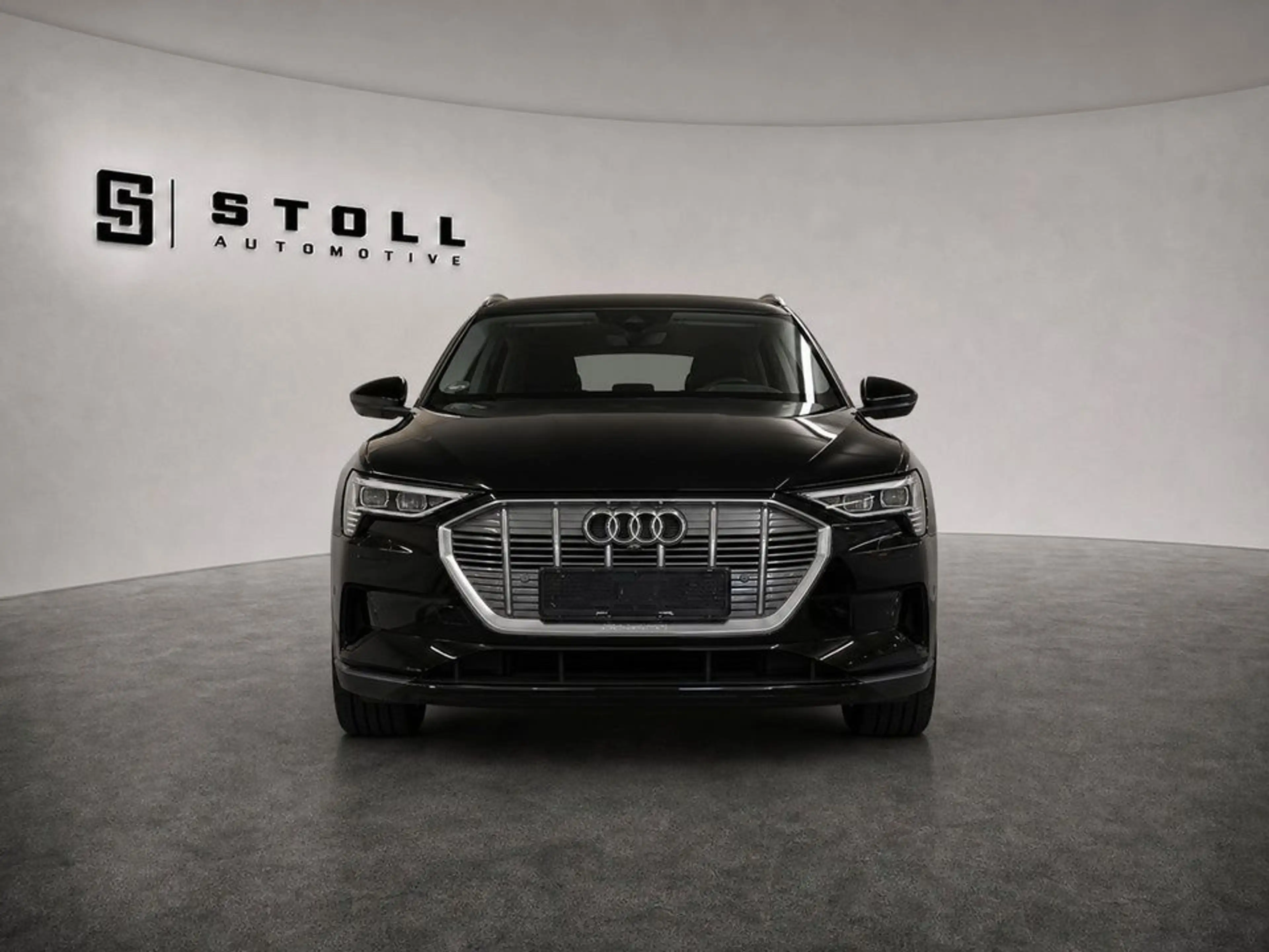 Audi e-tron 50 quattro — photo 15