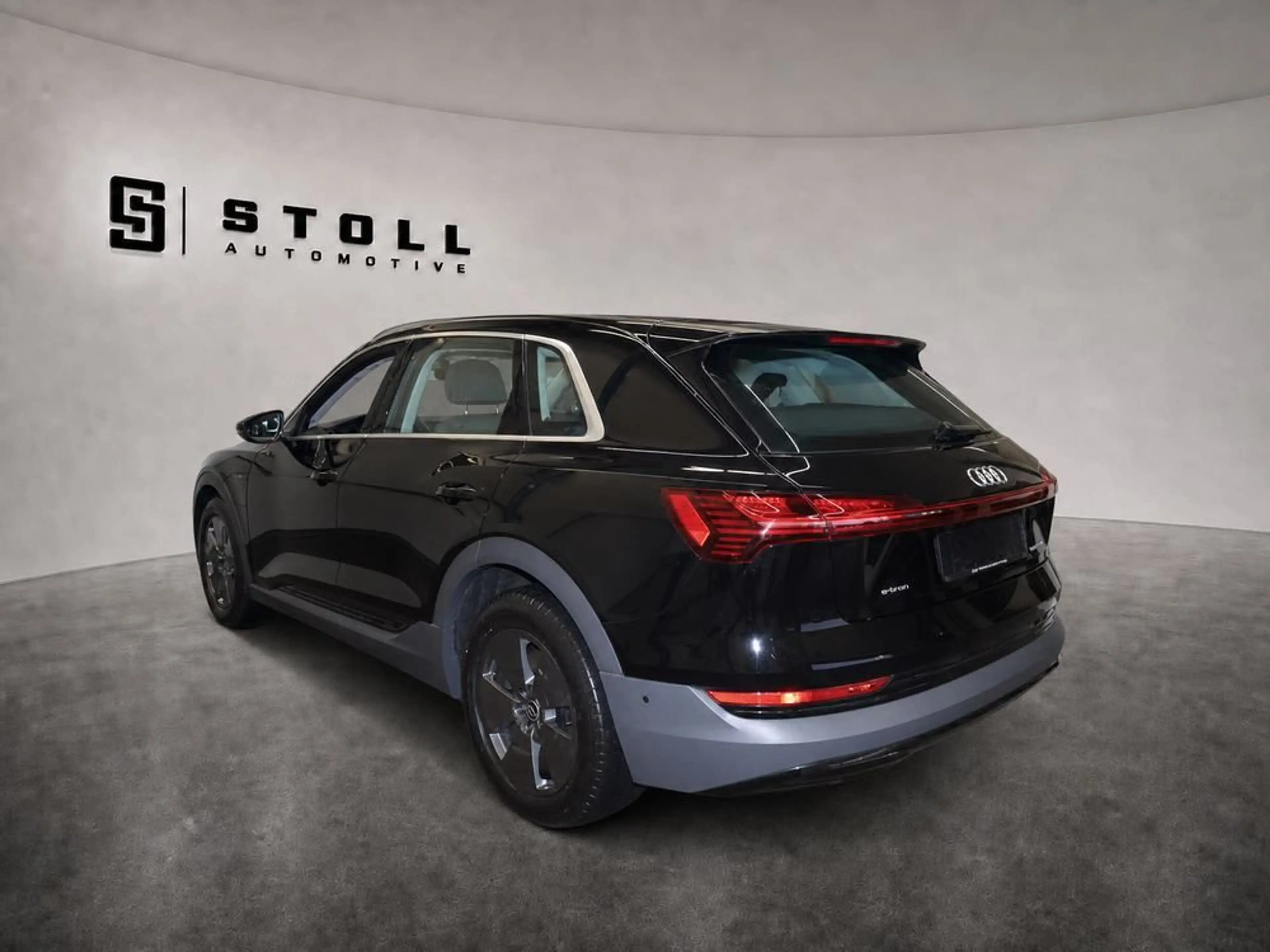 Audi e-tron 50 quattro — photo 5
