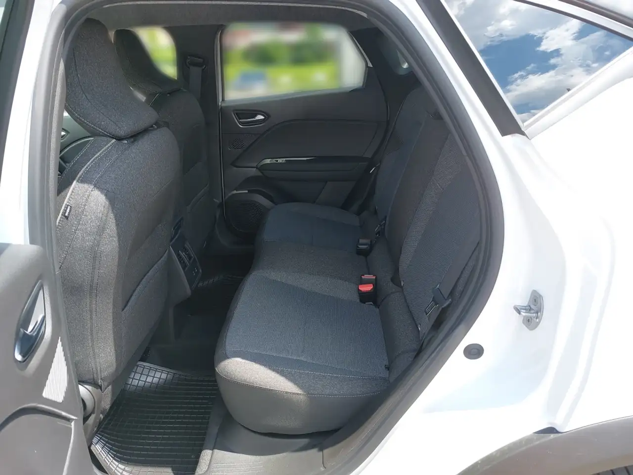 Renault Captur 2026 — фото 11