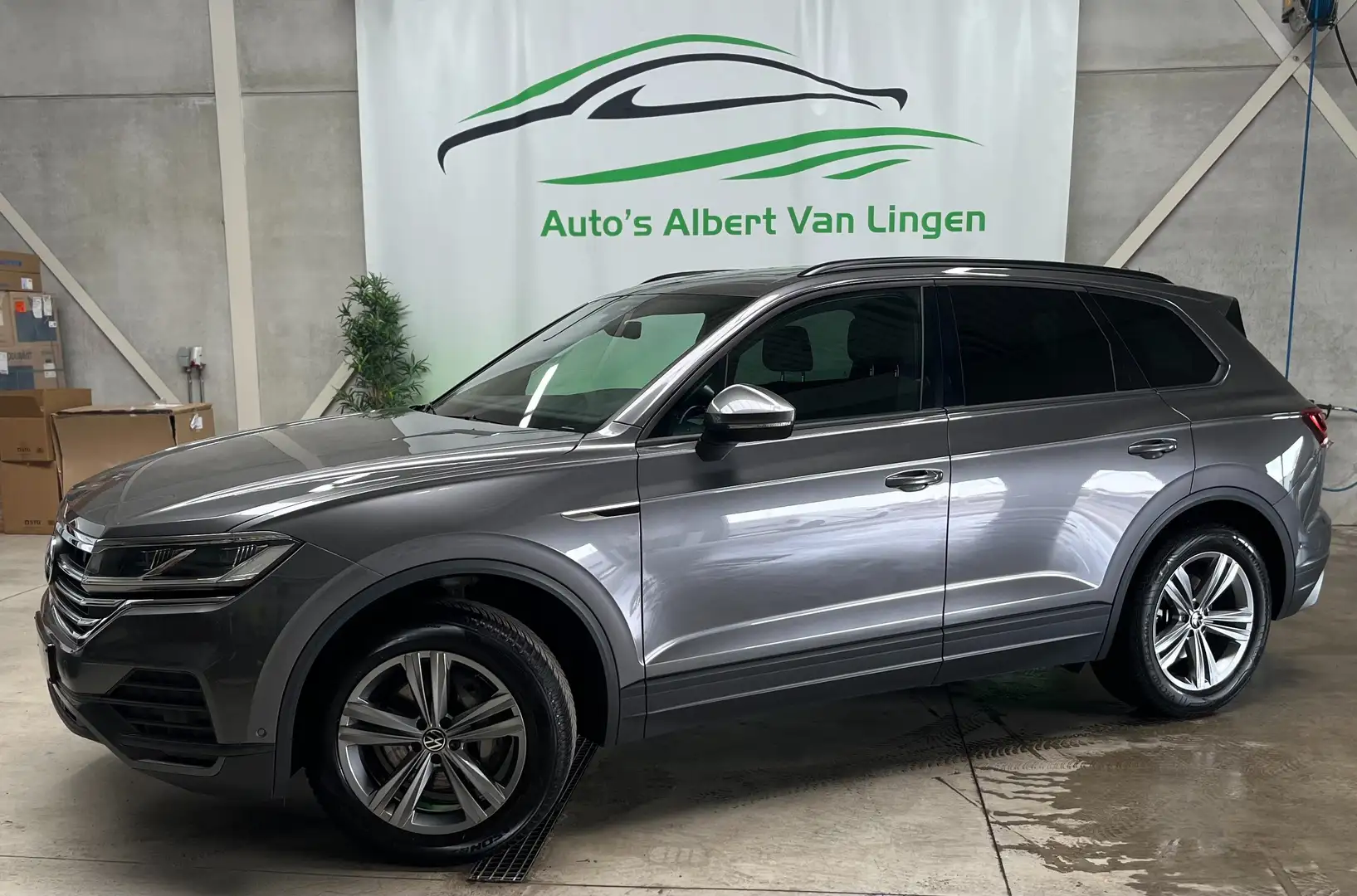 Volkswagen Touareg 3.0 TDi V6 SCR 4Motion Tiptronic (EU6AP) Grigio - 1