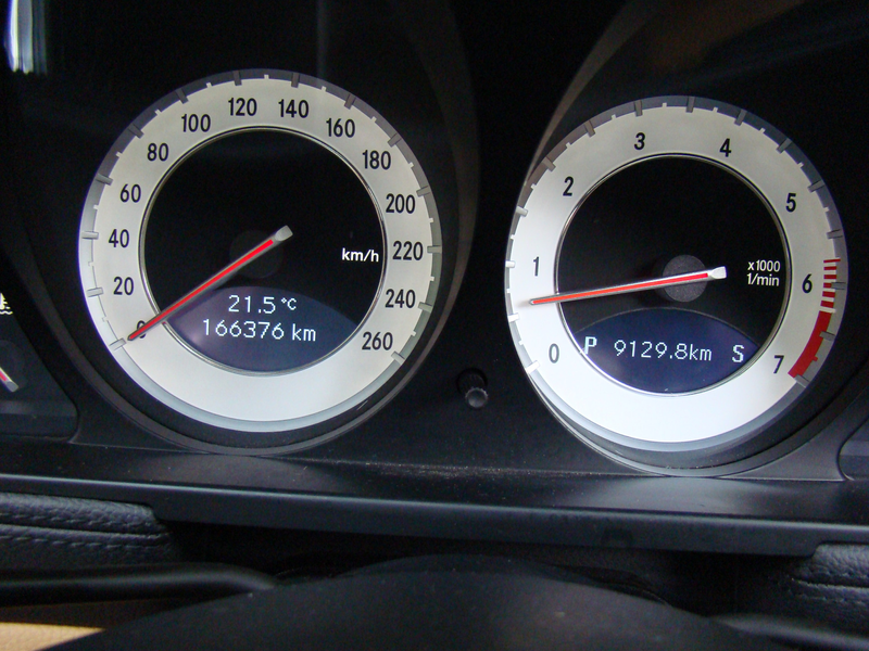 Mercedes-Benz SL 500 387 pk — photo 9