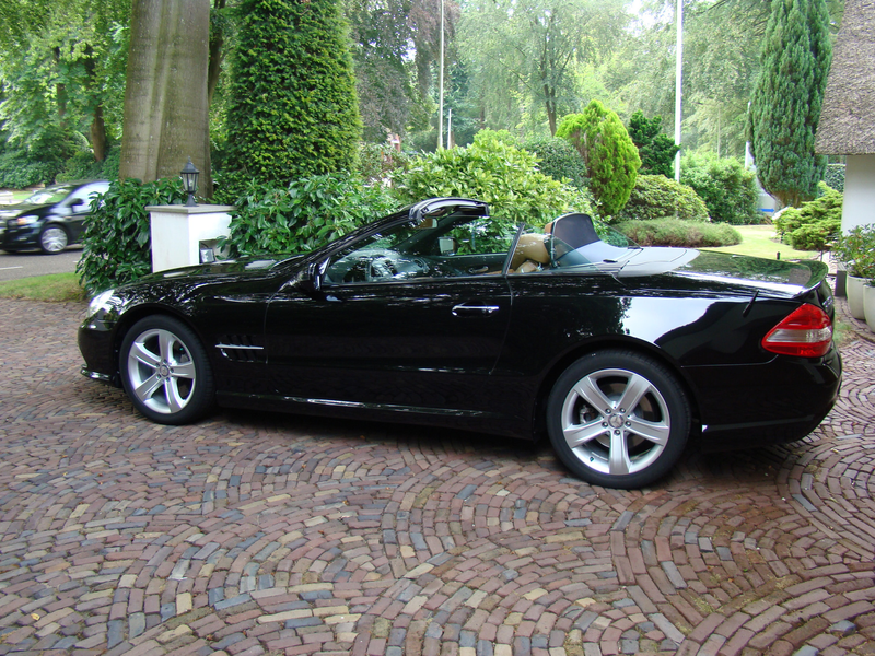 Mercedes-Benz SL 500 387 pk — photo 10