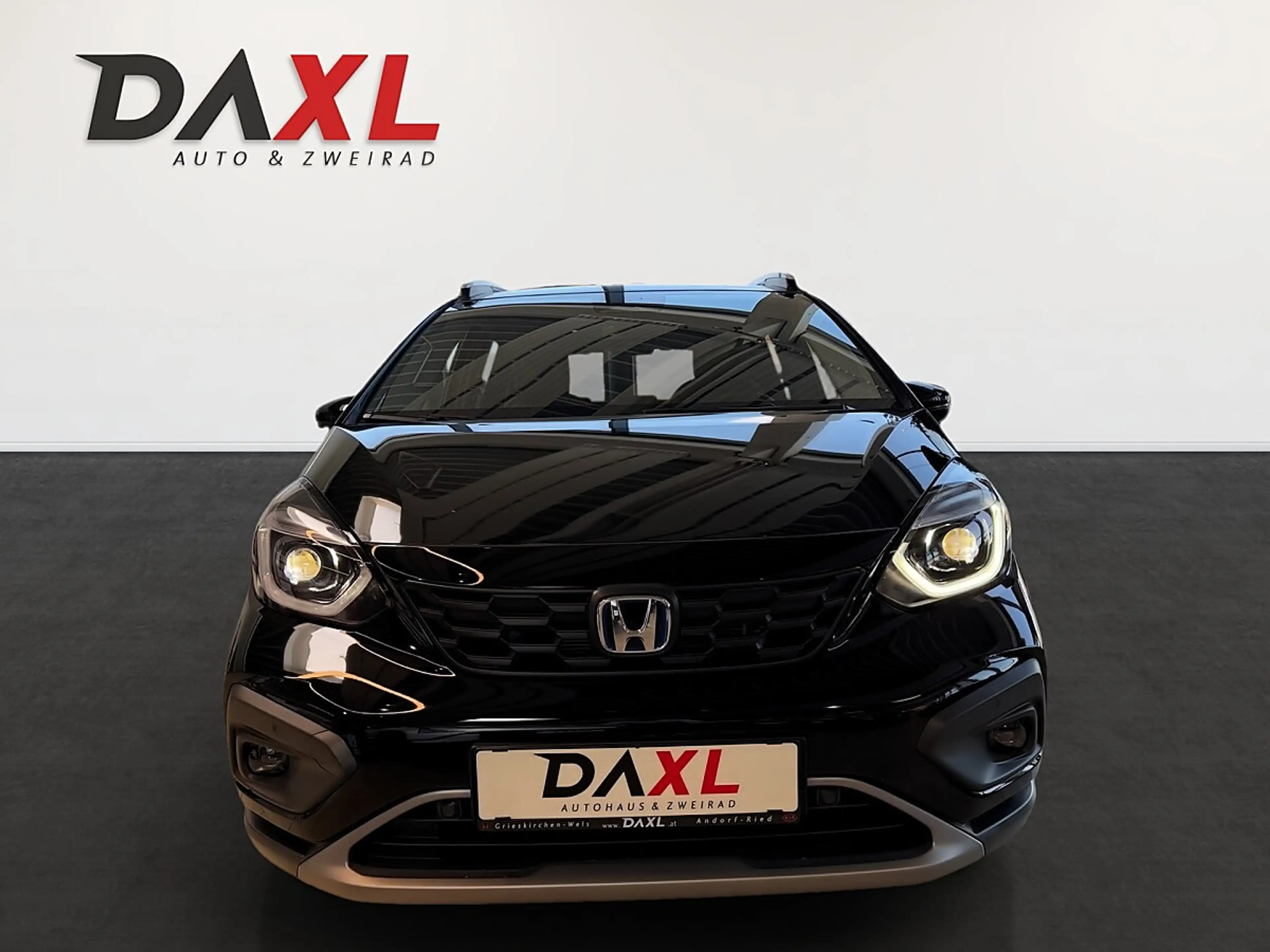 Honda Jazz 1,5 i-MMD Hybrid Crosstar Advance Aut. *VFW* — photo 2