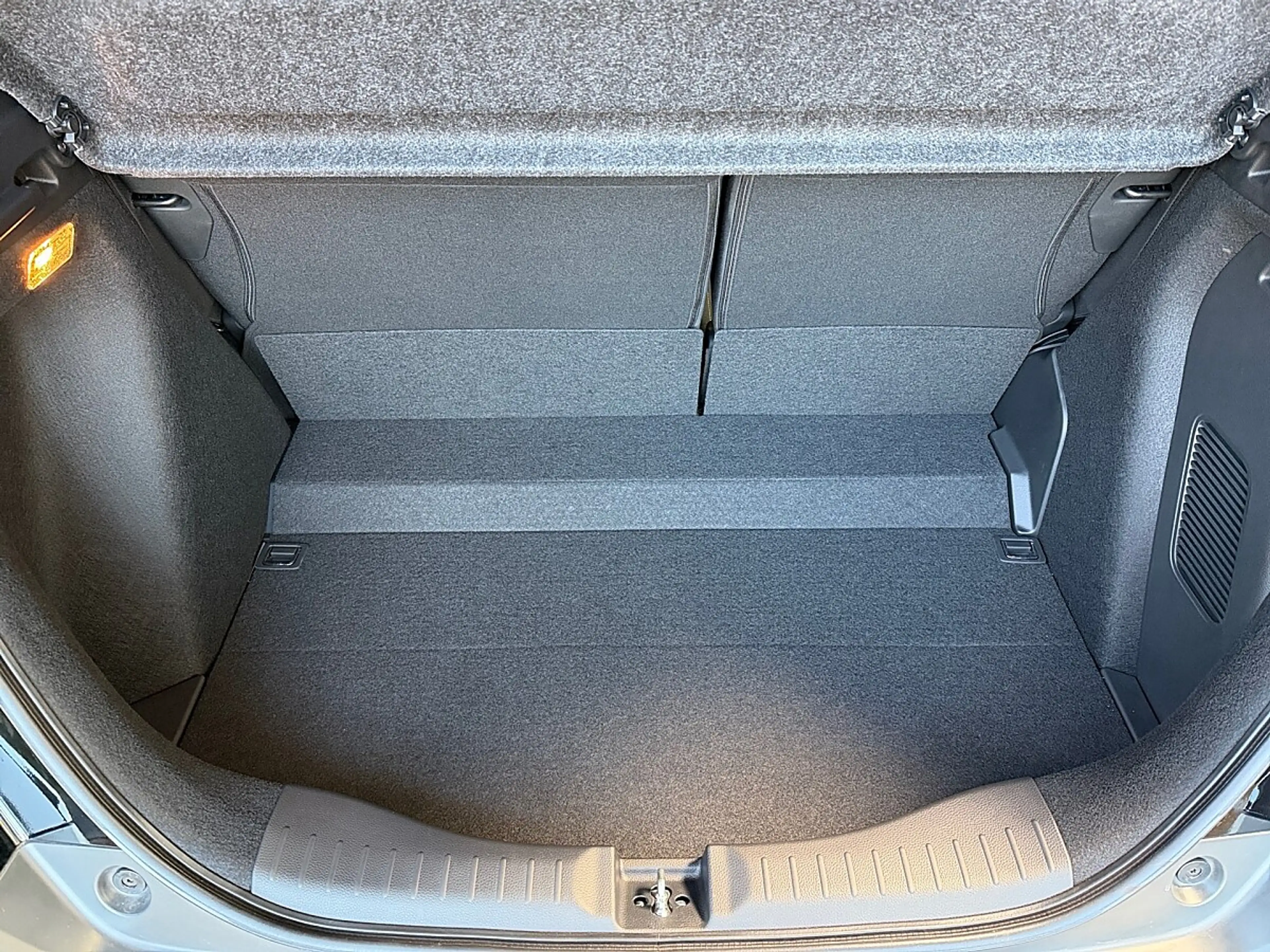 Honda Jazz 1,5 i-MMD Hybrid Crosstar Advance Aut. *VFW* — photo 10