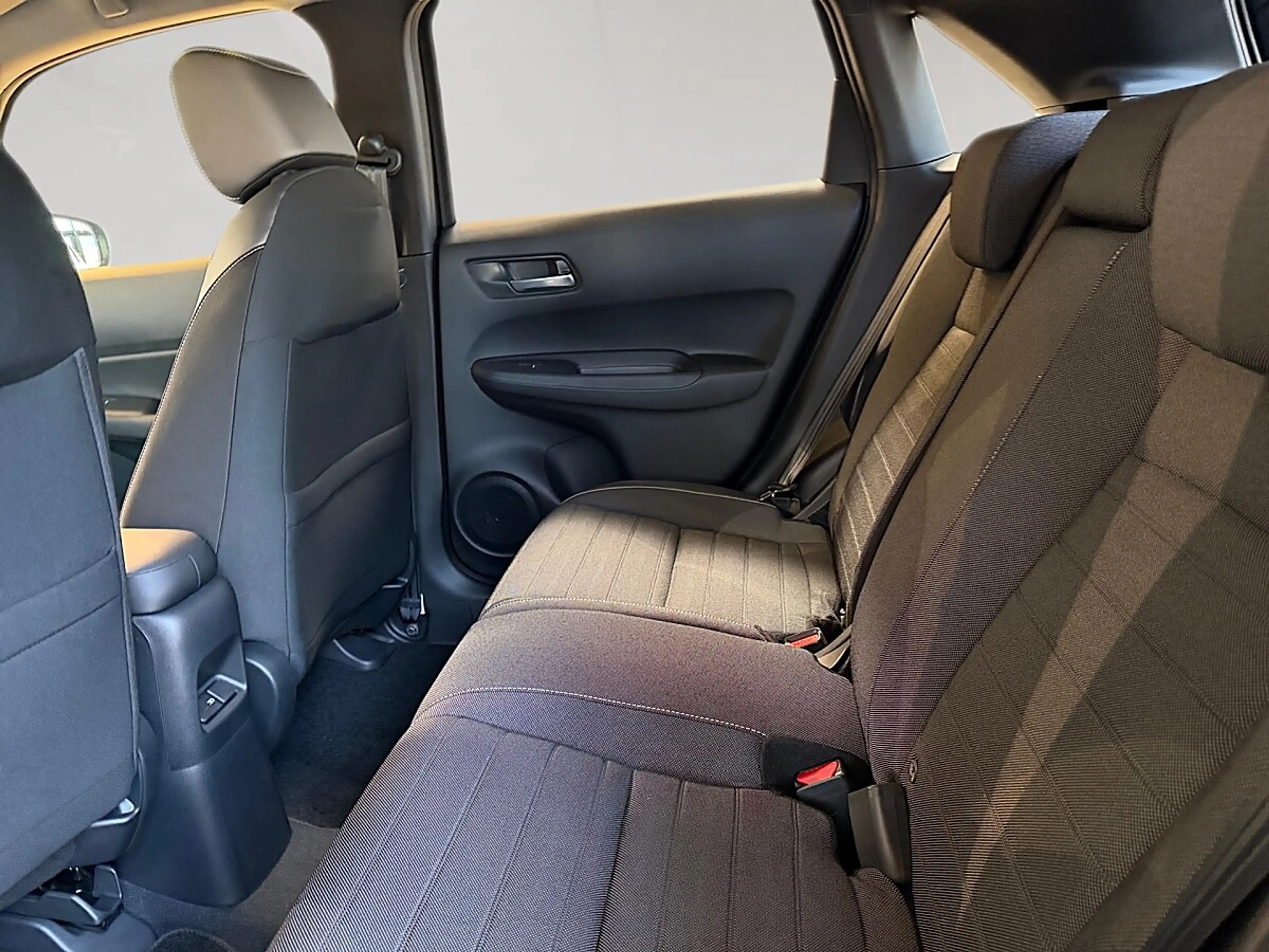 Honda Jazz 1,5 i-MMD Hybrid Crosstar Advance Aut. *VFW* — photo 13