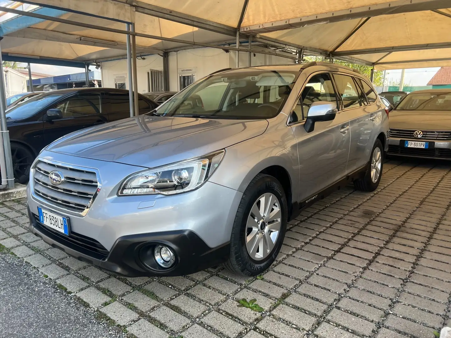 Subaru OUTBACK 2.0d-S Lineartronic Unlimited Gri - 1